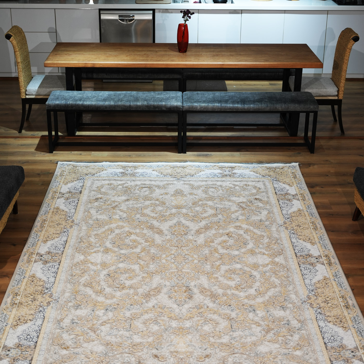 فرش ماشینی ۱۲۰۰ شانه تراکم ۳۶۰۰ گل برجسته طرح آدنا یاسی