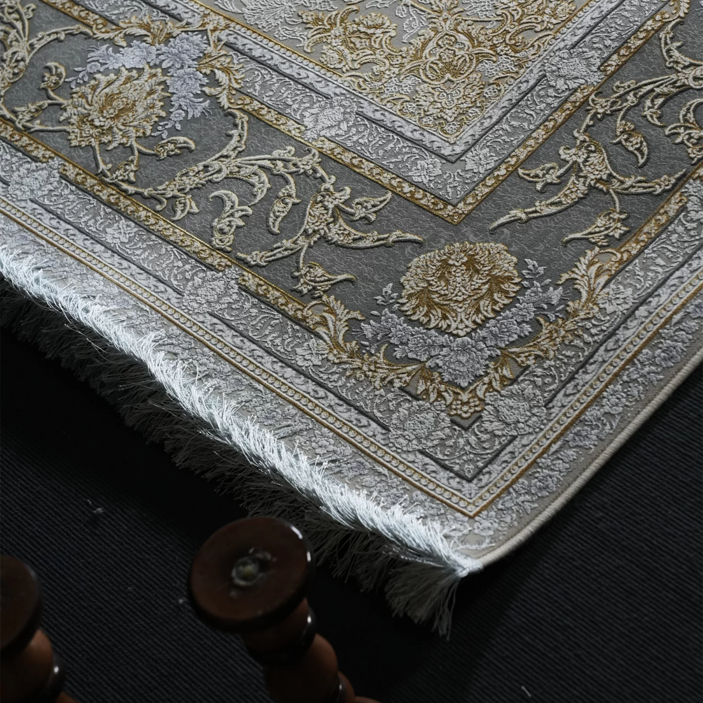 فرش ماشینی 1200 شانه تراکم 3600 گل برجسته طرح آنا بژ