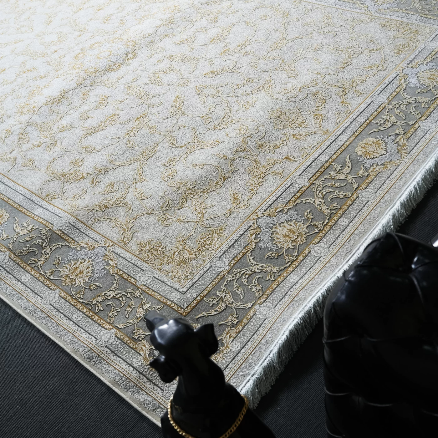 فرش ماشینی 1200 شانه تراکم 3600 گل برجسته طرح آنا بژ