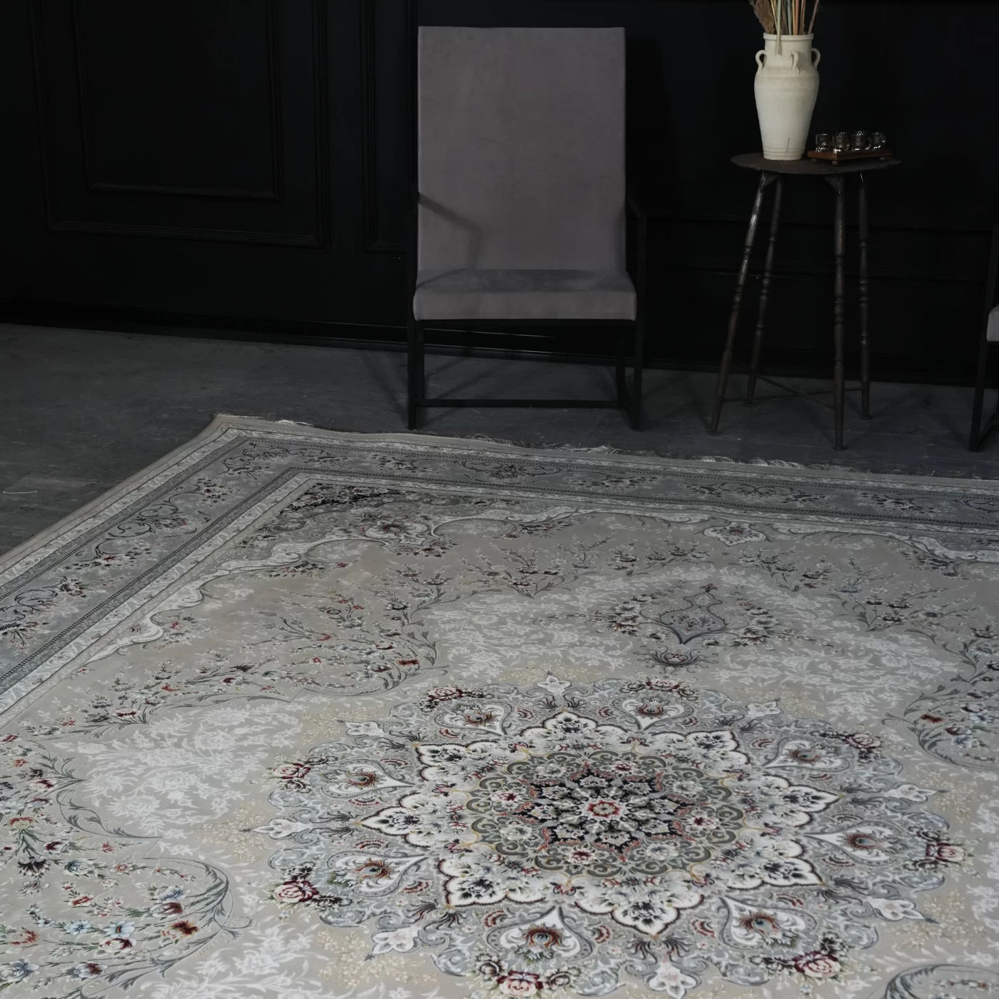 فرش ماشینی 1200 شانه تراکم 3600 گل برجسته طرح آراد بژ