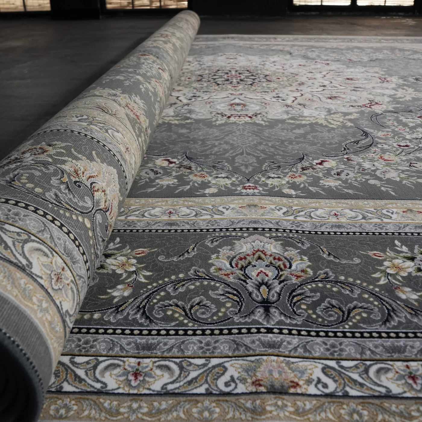 فرش ماشینی 1200 شانه تراکم 3600 گل برجسته طرح آراد دلفینی