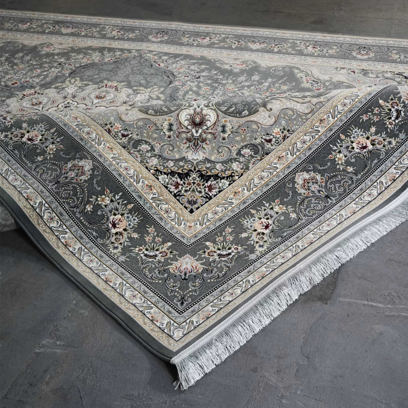 فرش ماشینی 1200 شانه تراکم 3600 گل برجسته طرح آراد دلفینی