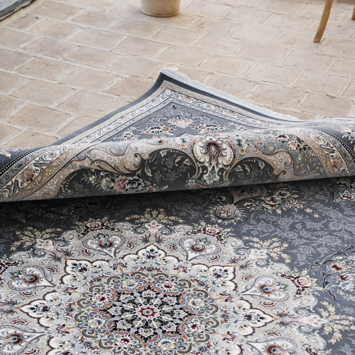 فرش ماشینی 1200 شانه تراکم 3600 گل برجسته طرح آراد فیلی