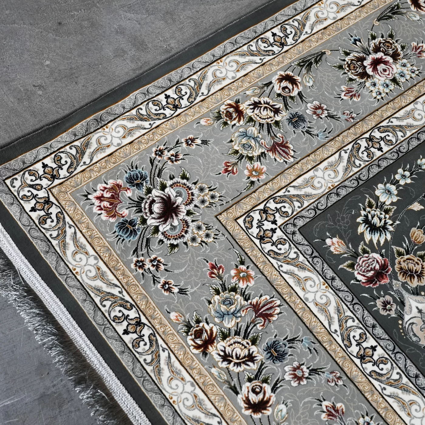 فرش ماشینی 1200 شانه تراکم 3600 گل برجسته طرح آوین دلفینی