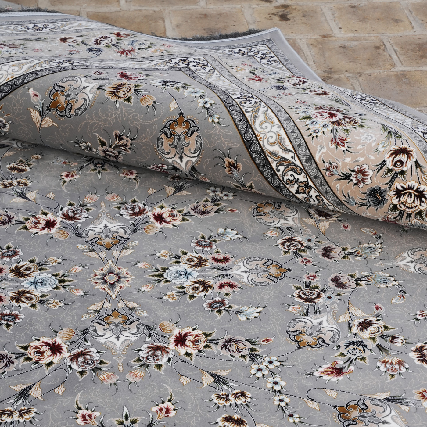 فرش ماشینی 1200 شانه تراکم 3600 گل برجسته طرح آوین نقره ای