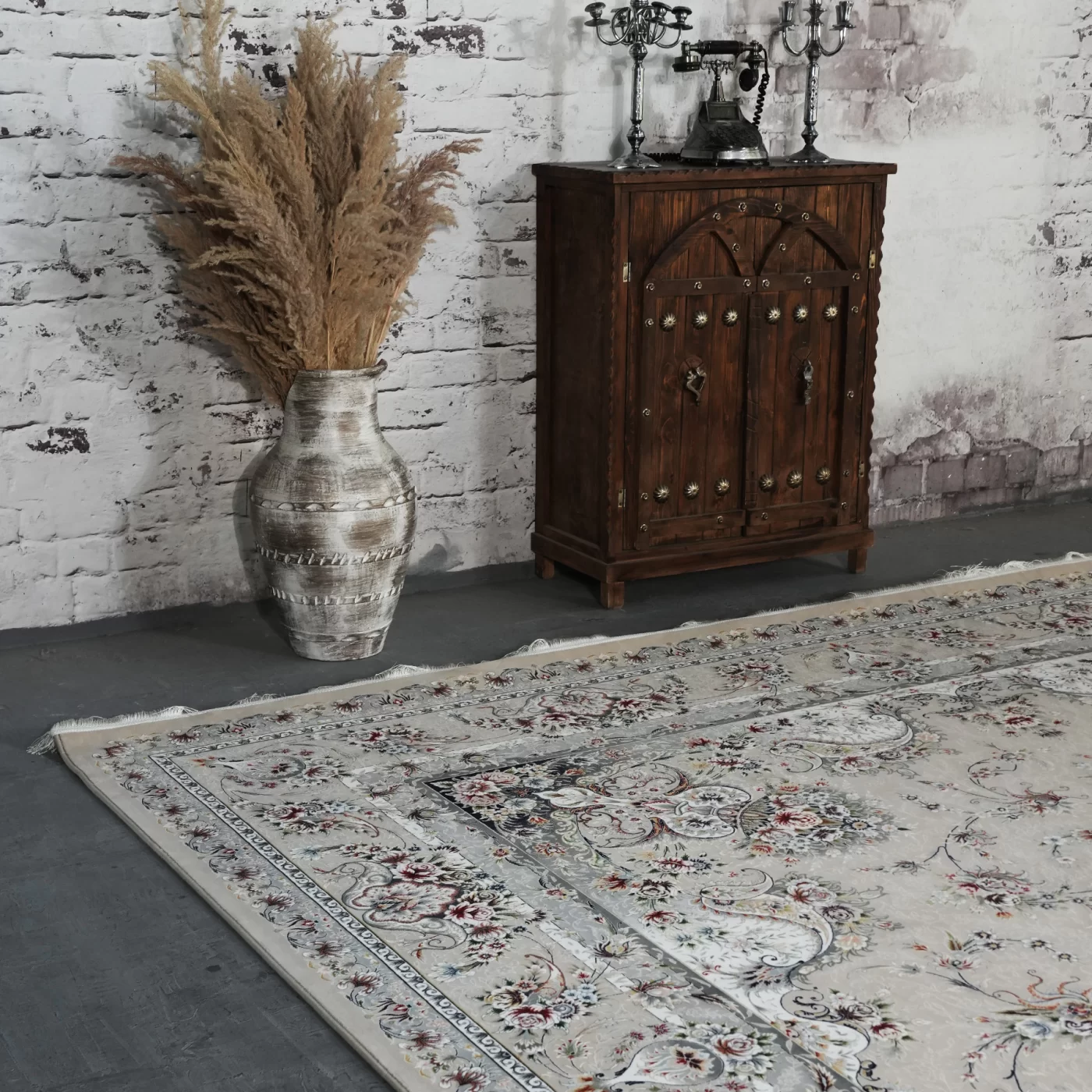 فرش ماشینی 1200 شانه تراکم 3600 گل برجسته طرح آذین بژ