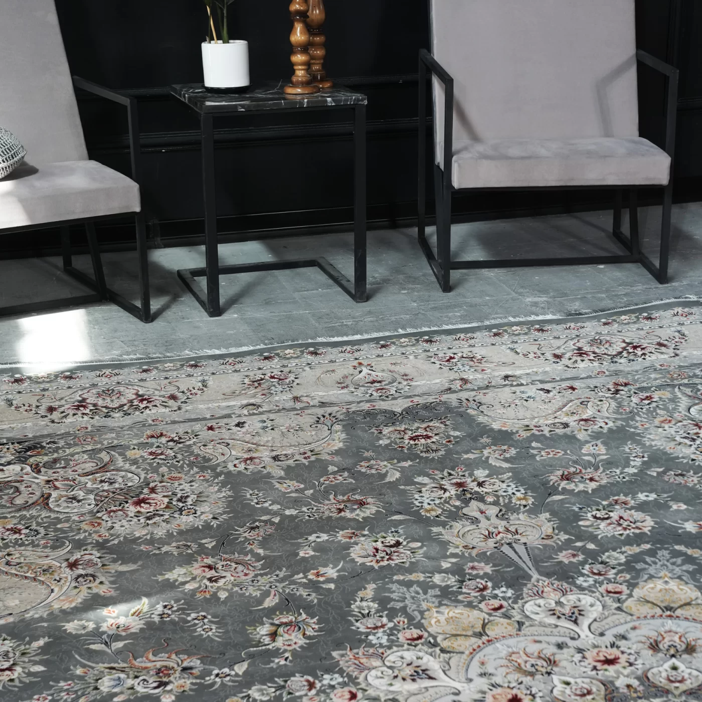 فرش ماشینی 1200 شانه تراکم 3600 گل برجسته طرح آذین دلفینی