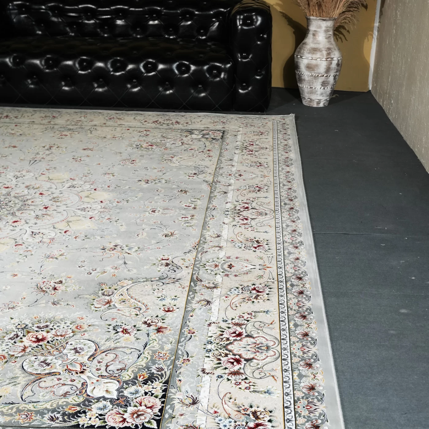 فرش ماشینی 1200 شانه تراکم 3600 گل برجسته طرح آذین نقره ای