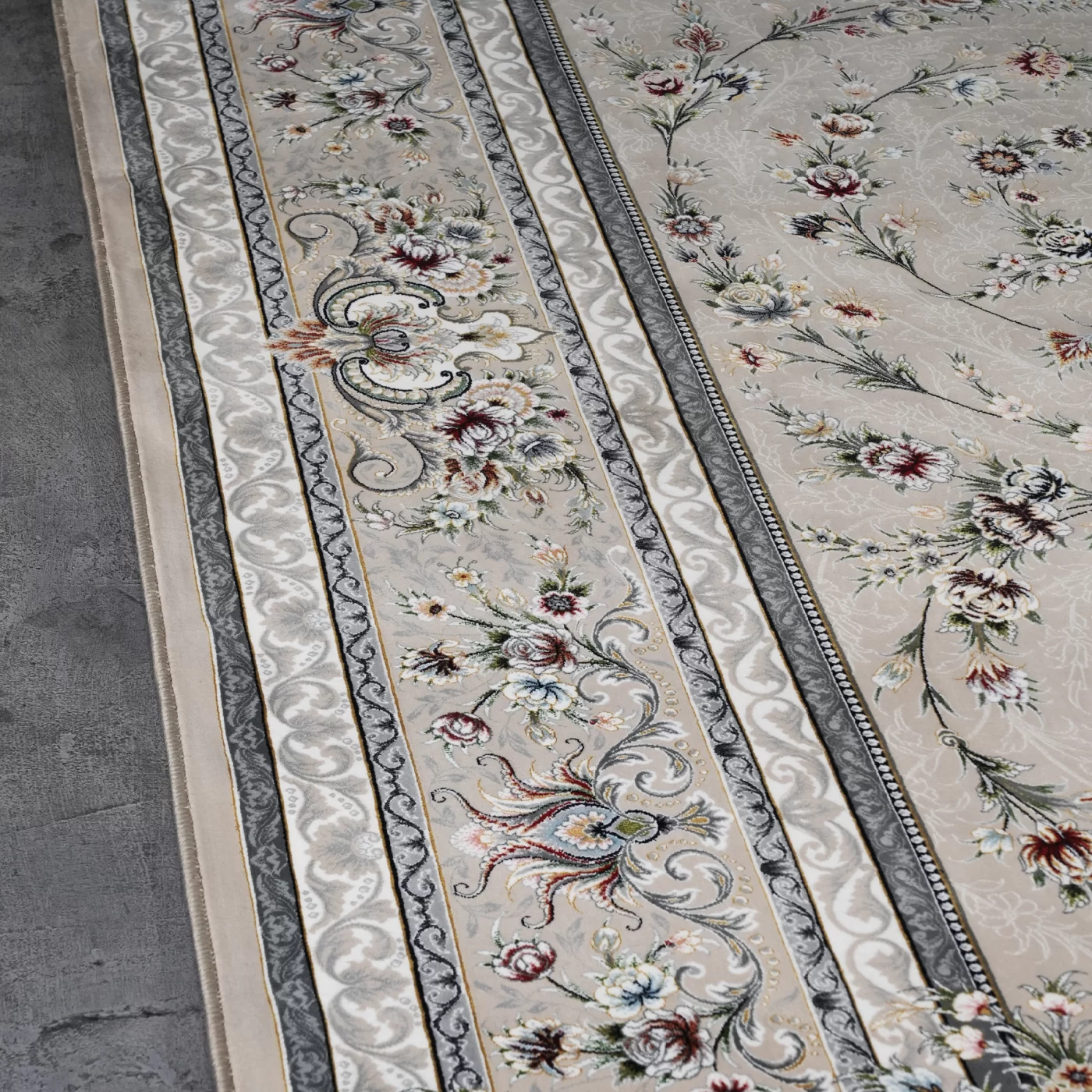 فرش ماشینی 1200 شانه تراکم 3600 گل برجسته طرح باغ گل بژ