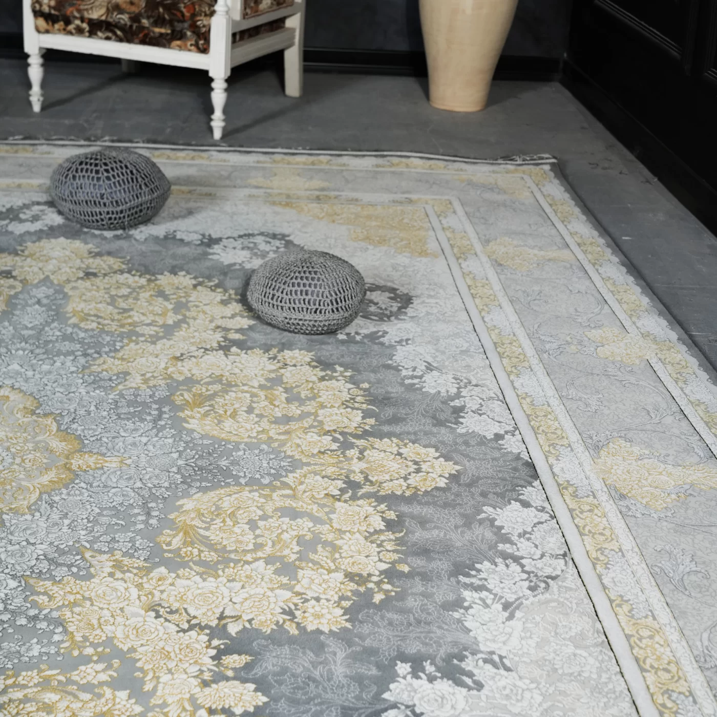 فرش ماشینی 1200 شانه تراکم 3600 گل برجسته طرح باغ رز طوسی