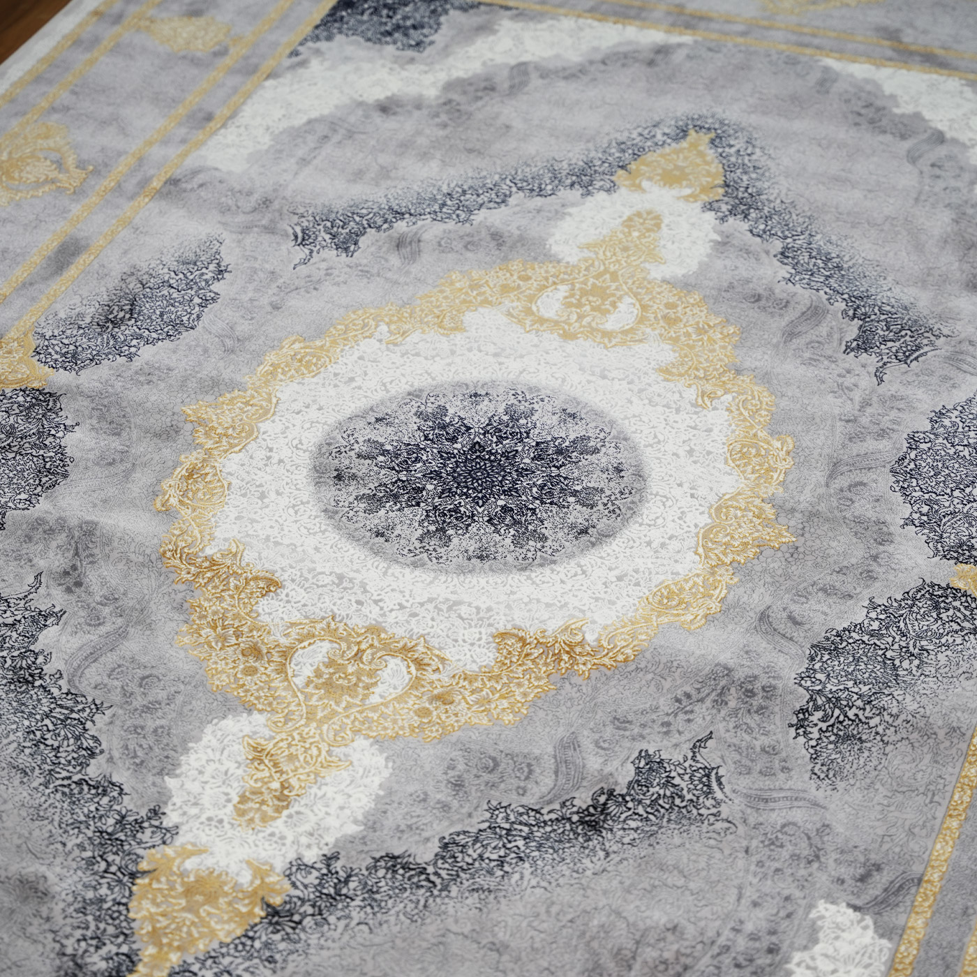 فرش ماشینی 1200 شانه تراکم 3600 طرح  برکه یاسی