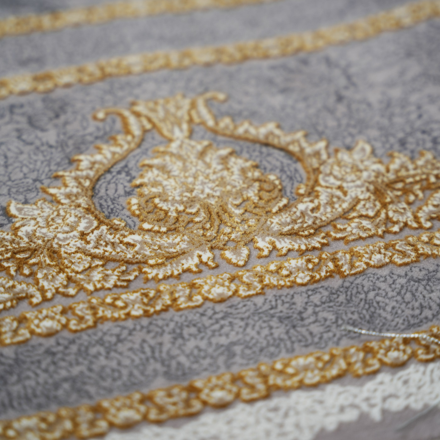 فرش ماشینی 1200 شانه تراکم 3600 طرح  برکه یاسی