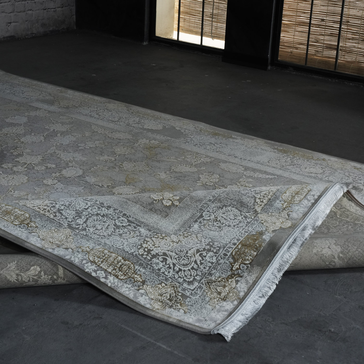 فرش ماشینی 1200 شانه تراکم 3600 گل برجسته طرح بهامین بژ