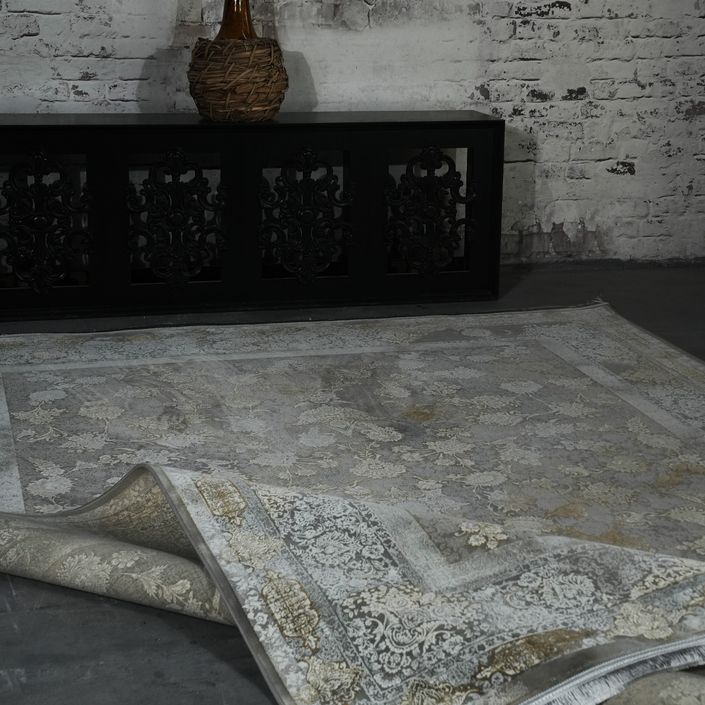 فرش ماشینی 1200 شانه تراکم 3600 گل برجسته طرح بهامین بژ