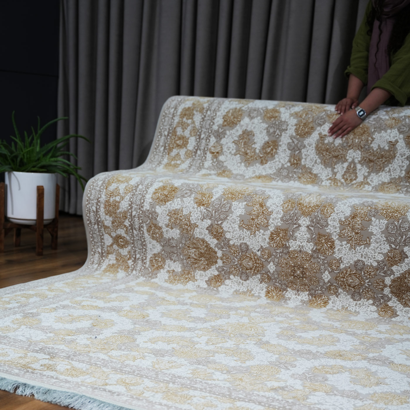  فرش ماشینی 1200 شانه تراکم 3600گل برجسته طرح دلکش صدفی