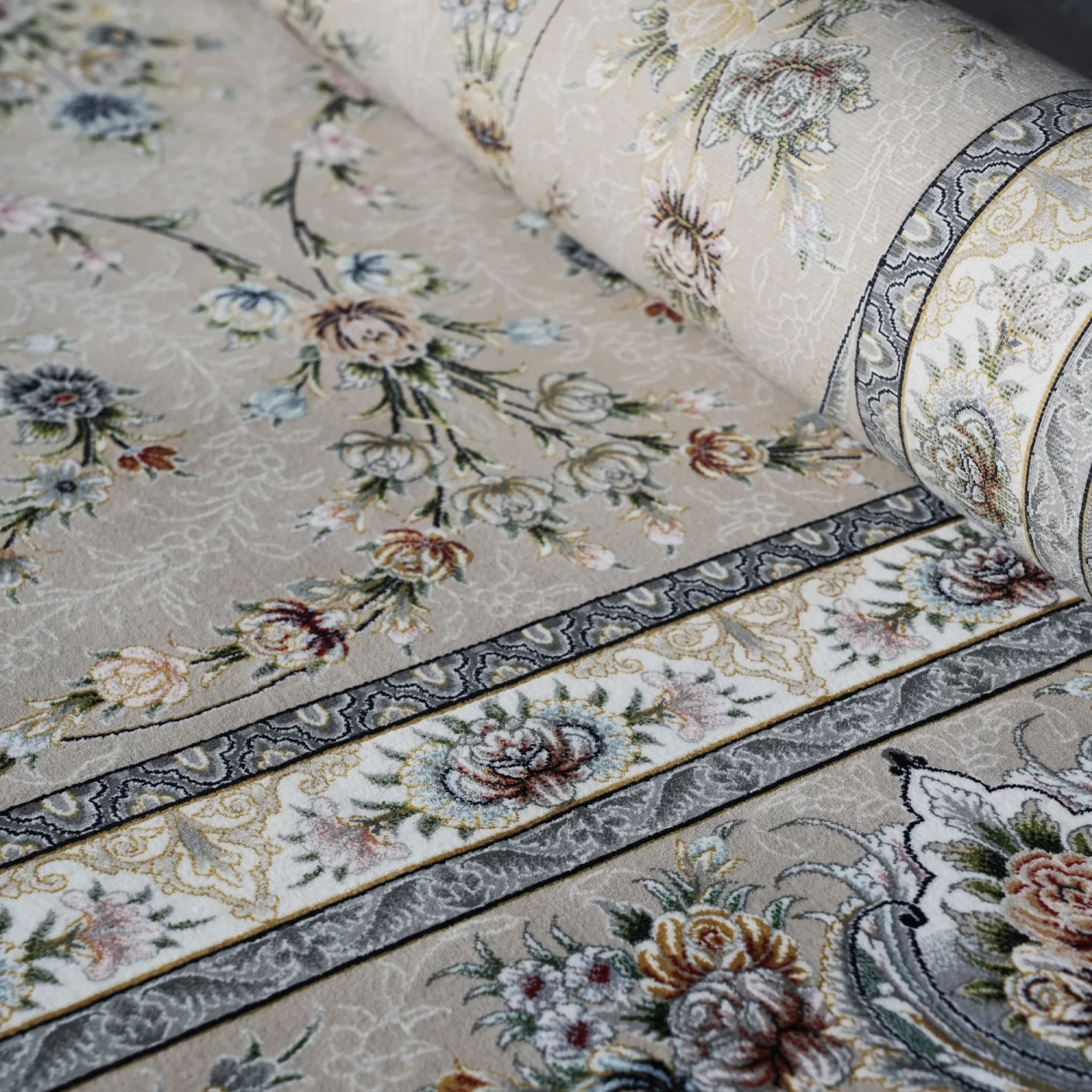 فرش ماشینی 1200 شانه تراکم 3600 گل برجسته طرح فرنوش بژ