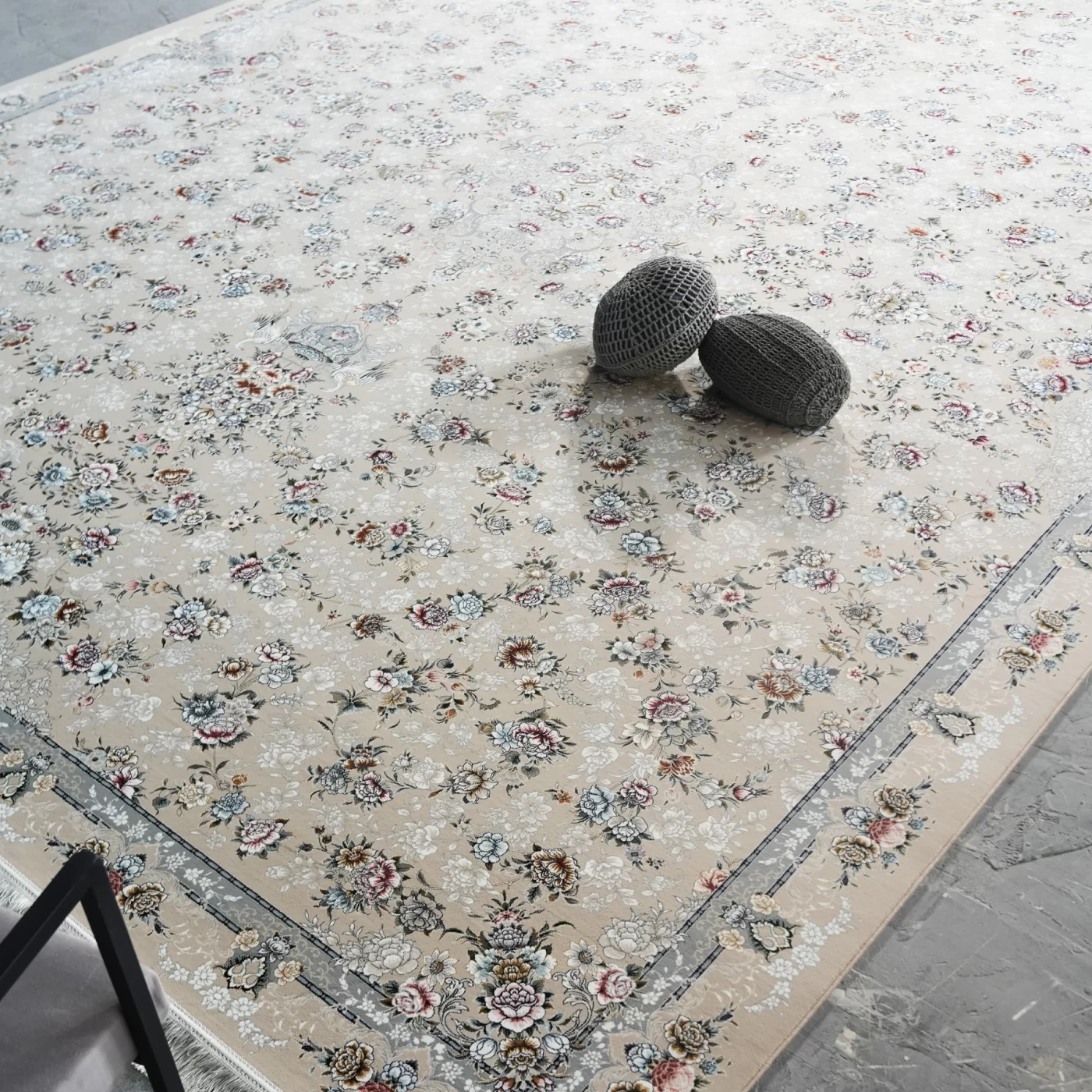 فرش ماشینی 1200 شانه تراکم 3600 گل برجسته طرح گلبهار بژ