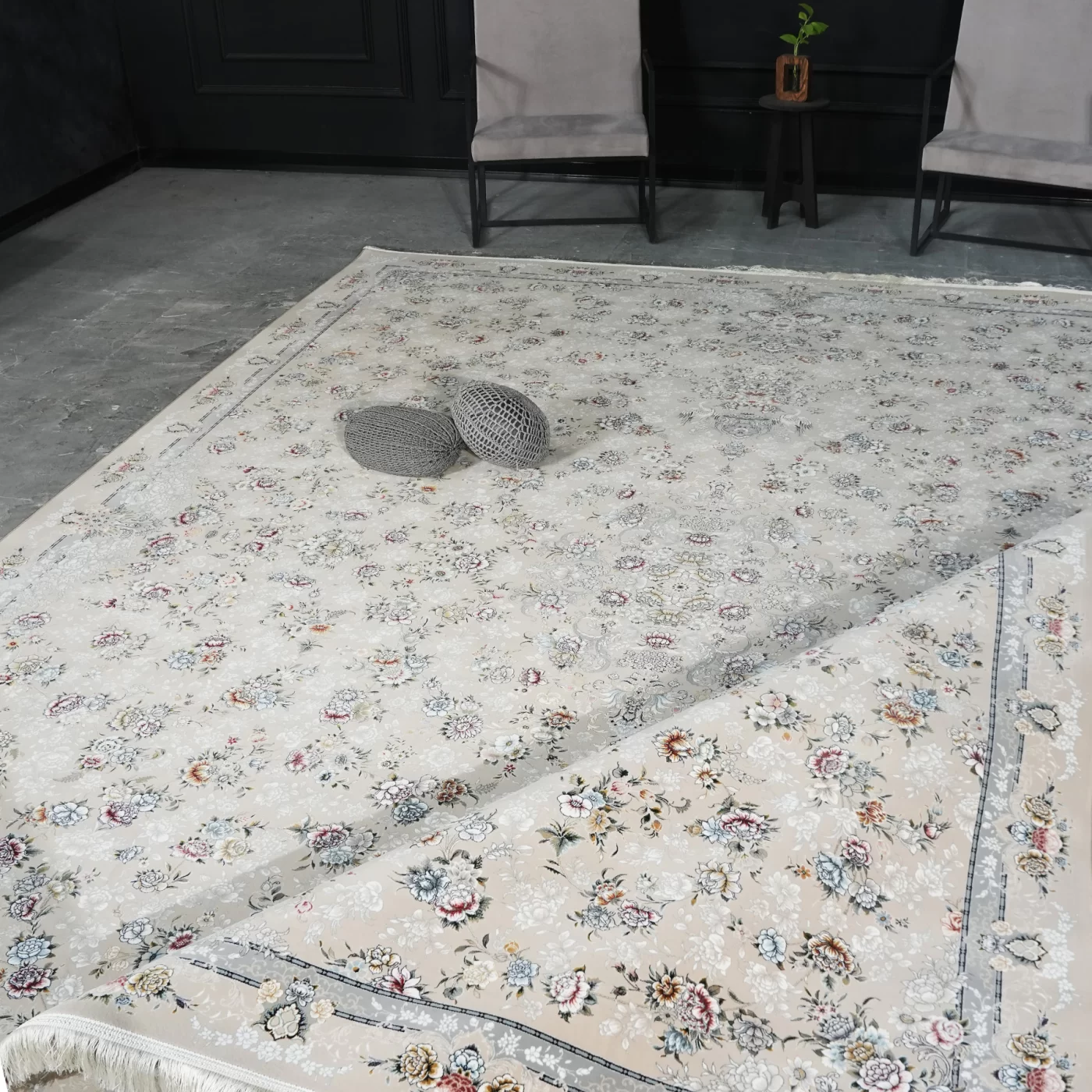 فرش ماشینی 1200 شانه تراکم 3600 گل برجسته طرح گلبهار بژ