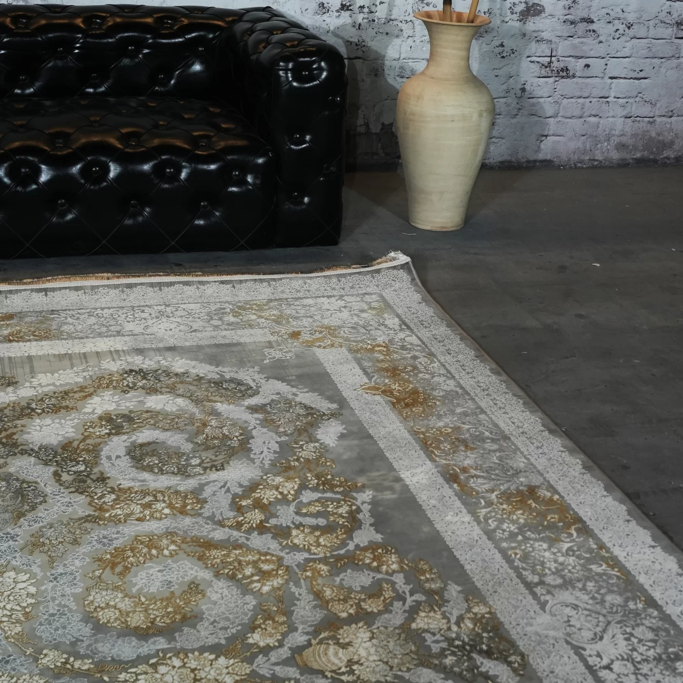 فرش ماشینی 1200 شانه تراکم 3600 گل برجسته طرح هیا فیلی