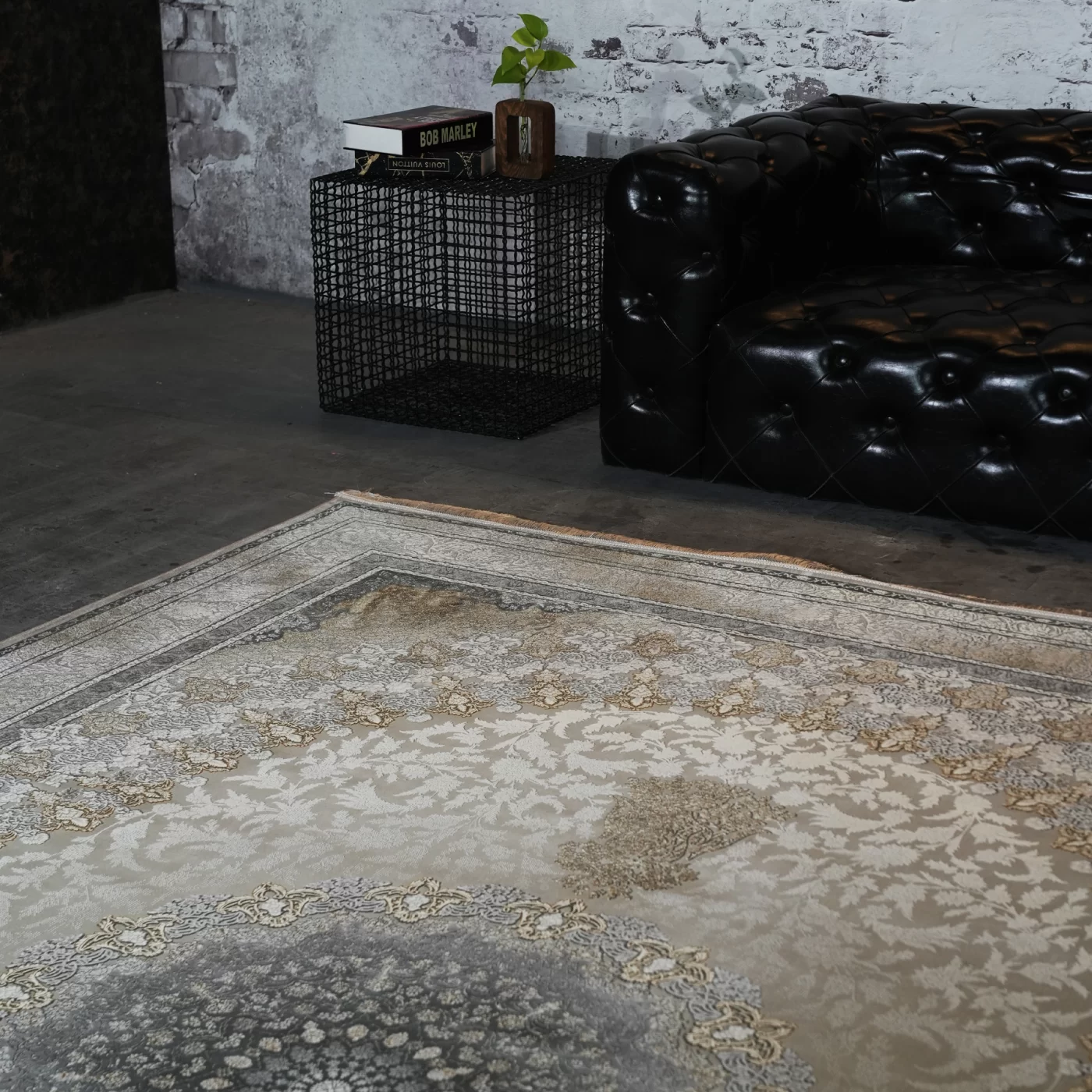 فرش ماشینی 1200 شانه تراکم 3600 گل برجسته طرح جاویدان بژ