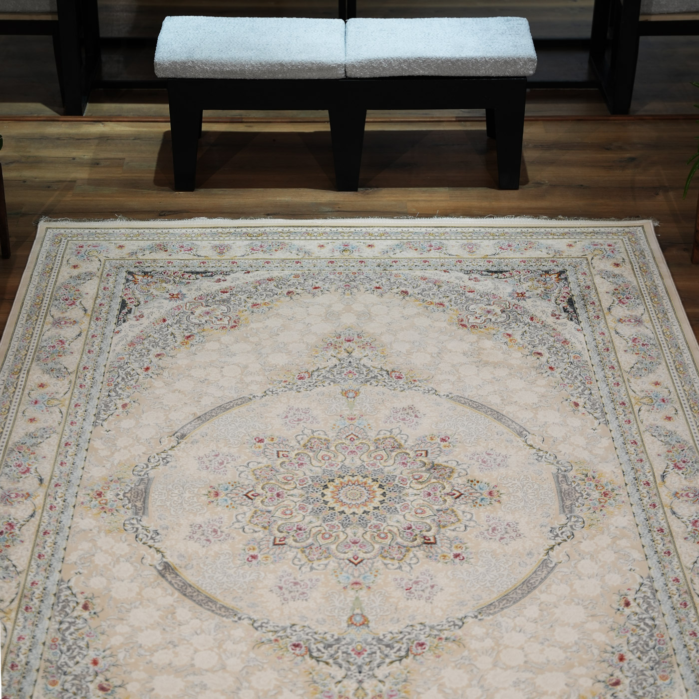  فرش ماشینی 1200 شانه تراکم 3600 گل برجسته طرح مهدا کرم