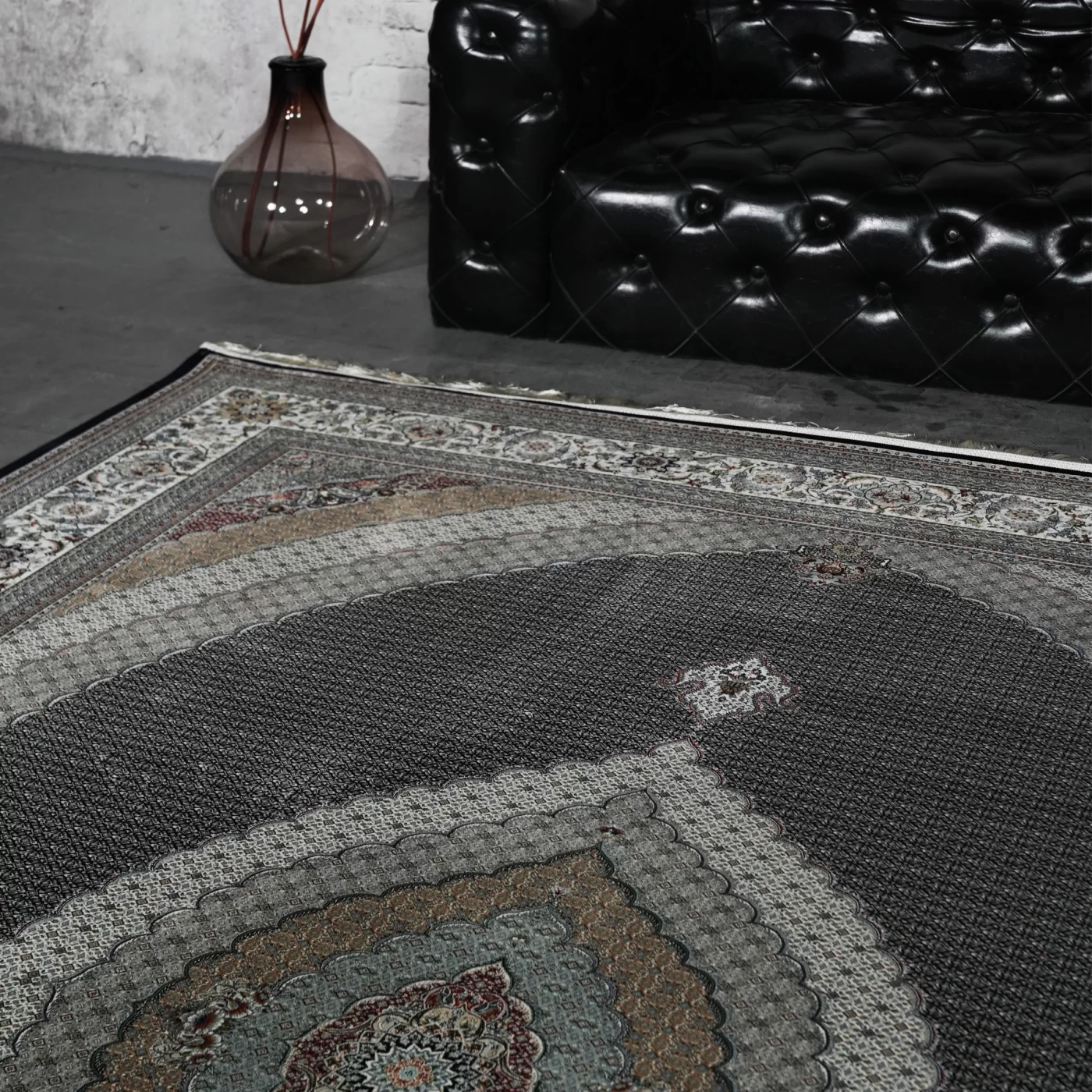 فرش ماشینی 1200 شانه تراکم 3600 گل برجسته طرح ماهی صدف سرمه ای