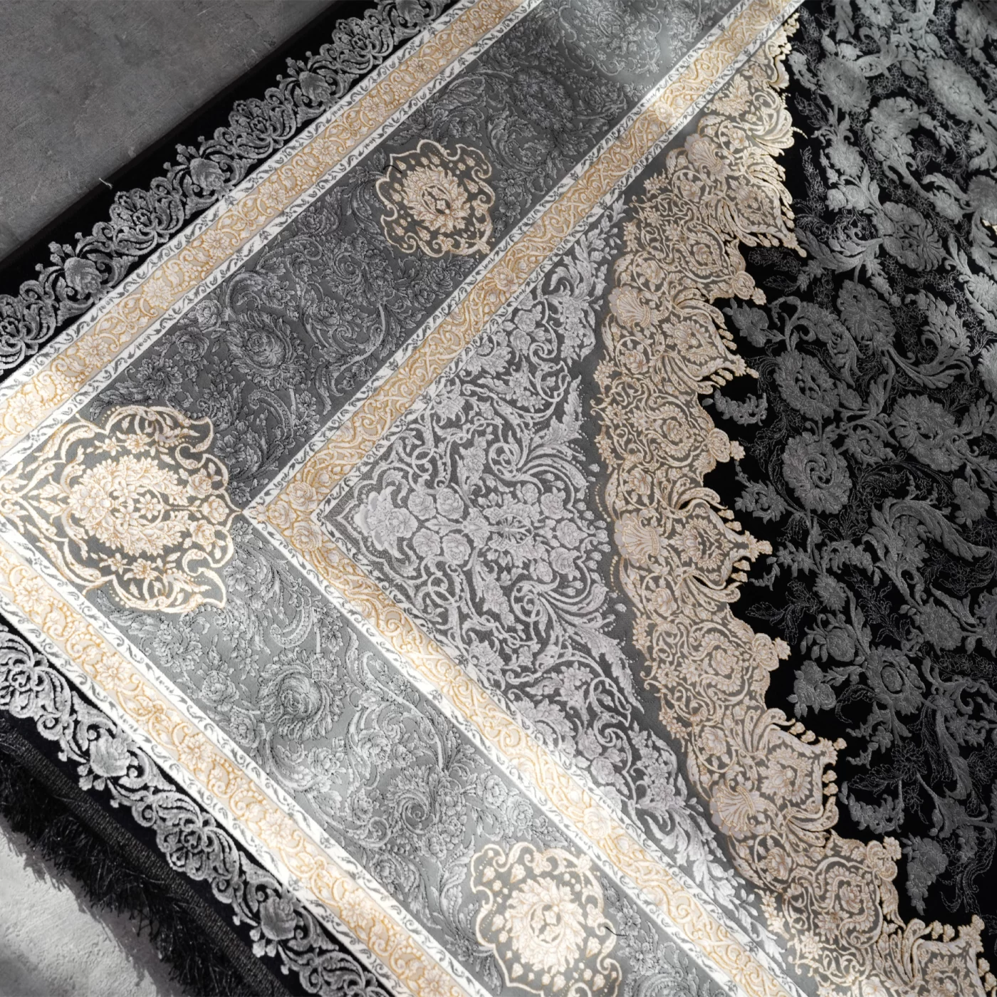 فرش ماشینی 1200 شانه تراکم 3600 گل برجسته طرح مهسان سرمه ای