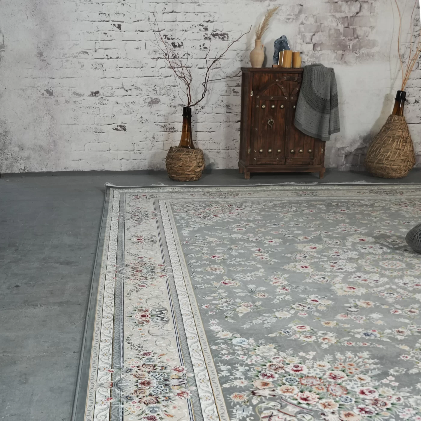 فرش ماشینی 1200 شانه تراکم 3600 گل برجسته طرح ملیکا دلفینی