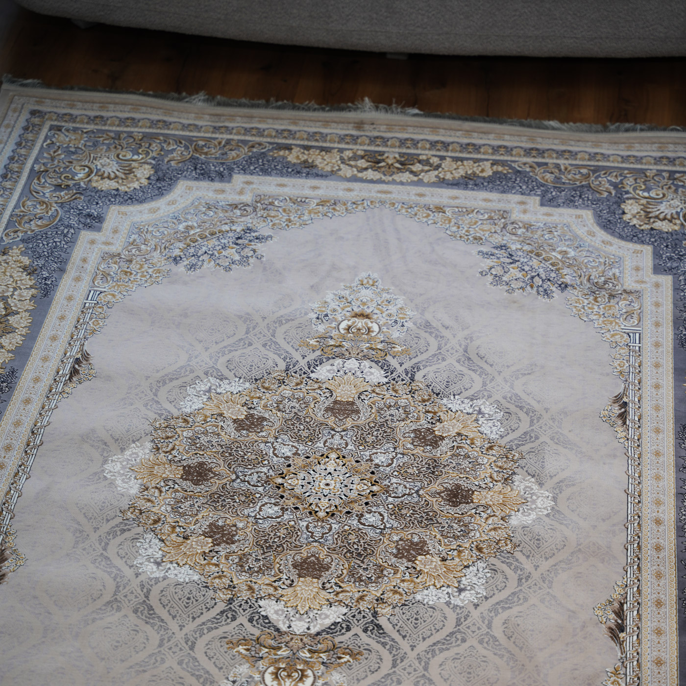 فرش ماشینی 1200 شانه تراکم 3600 طرح مژده صدفی