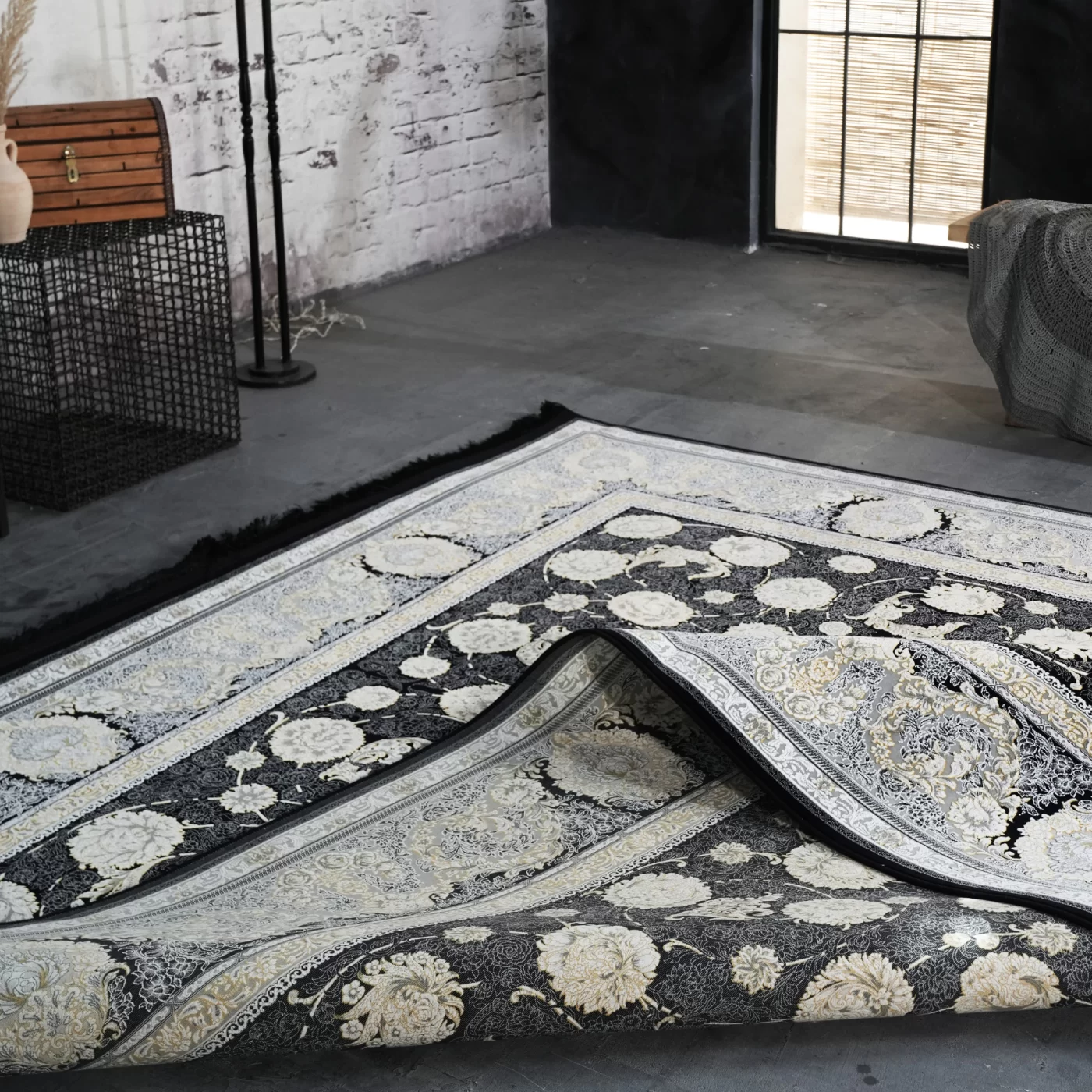 فرش ماشینی 1200 شانه تراکم 3600 گل برجسته طرح ناهید سرمه ای