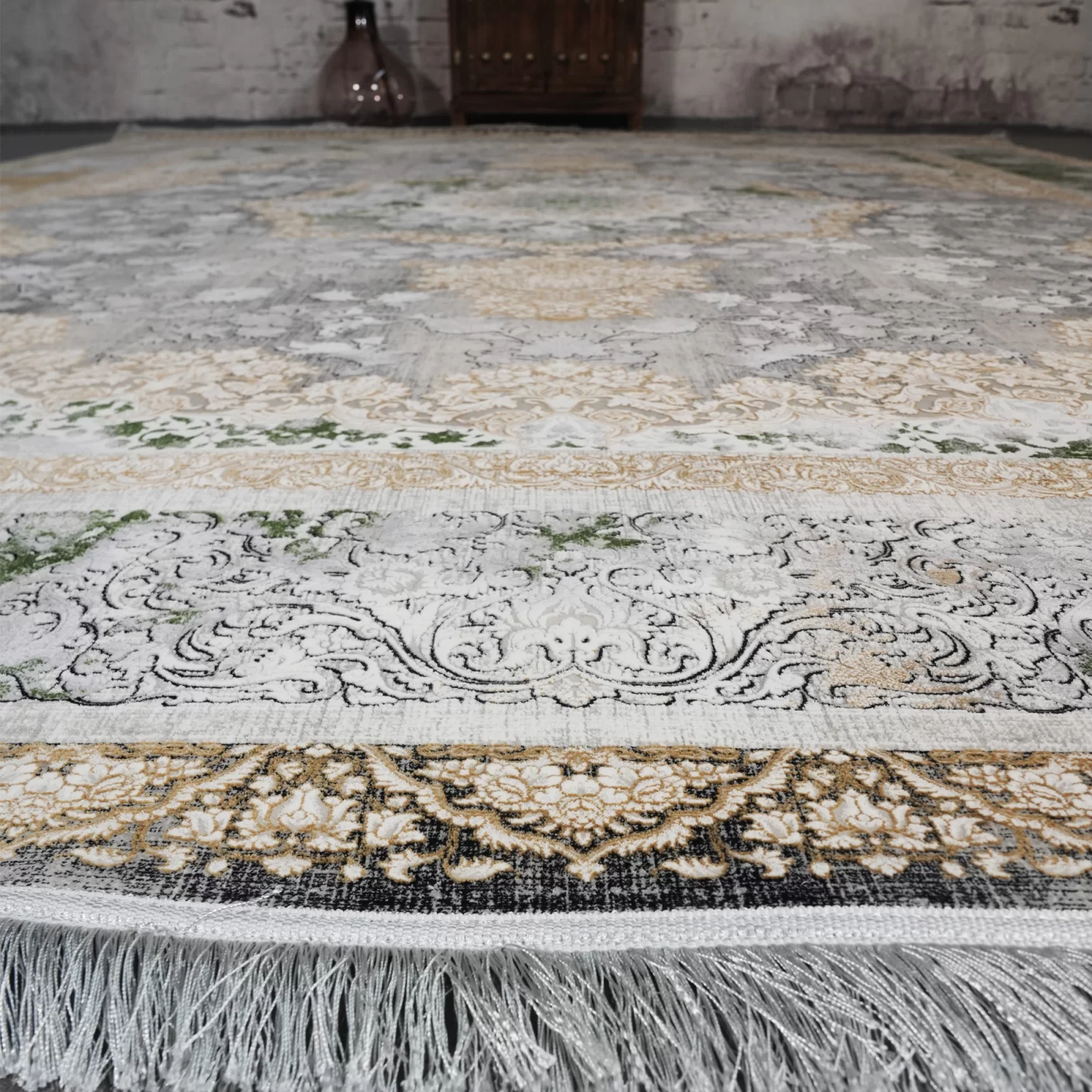 فرش ماشینی 1200 شانه تراکم 3600 گل برجسته طرح نرگس دودی