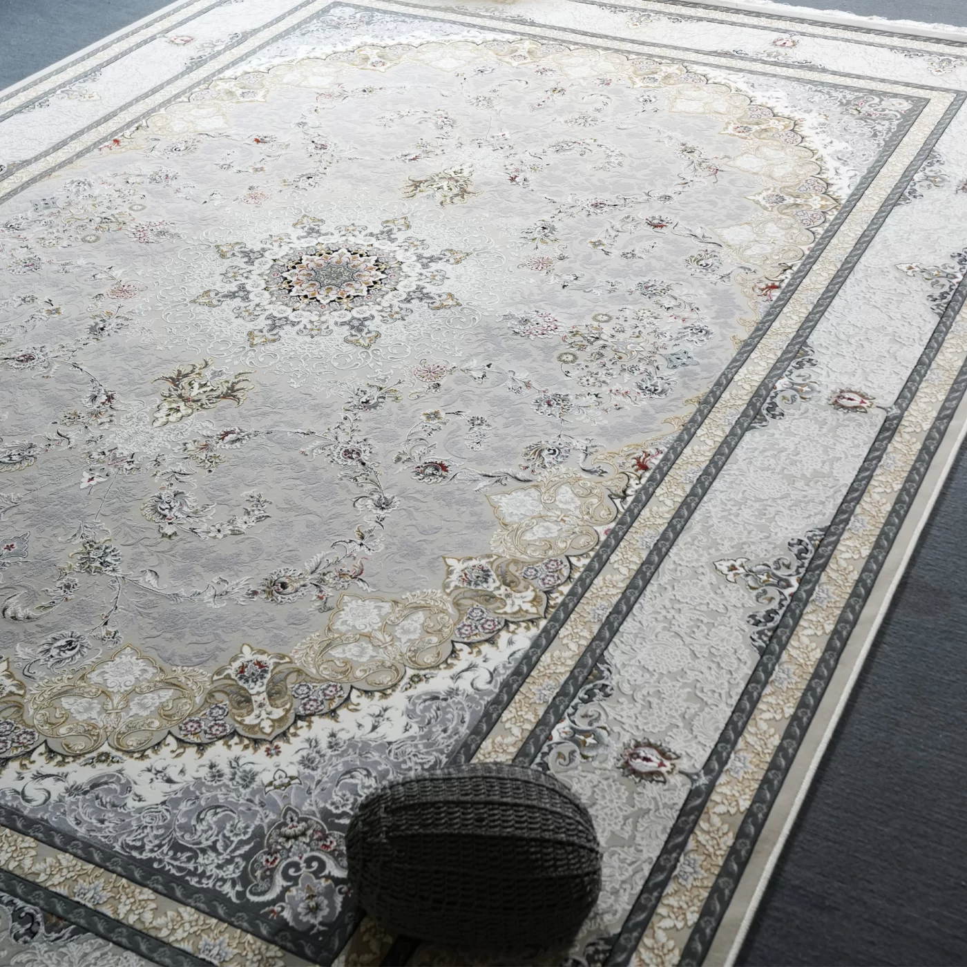 فرش ماشینی 1200 شانه تراکم 3600 گل برجسته طرح نارون بژ