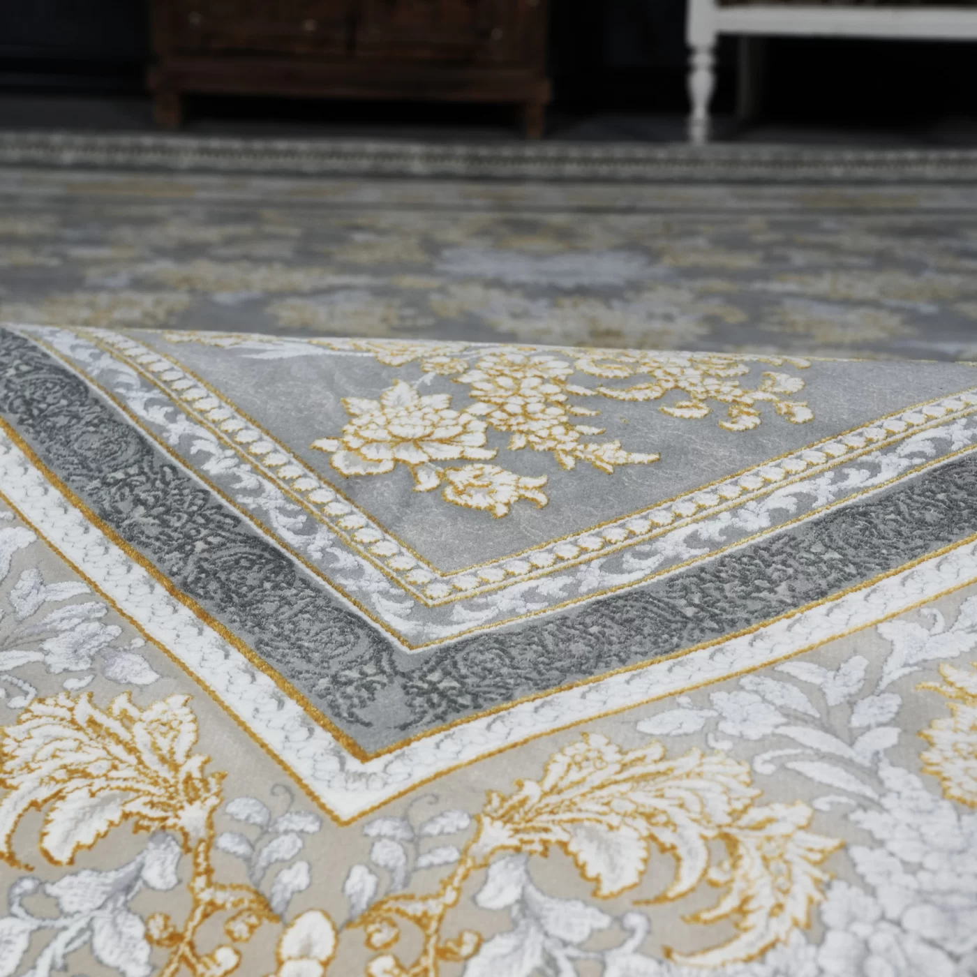 فرش ماشینی 1200 شانه تراکم 3600 گل برجسته طرح نگار فیلی