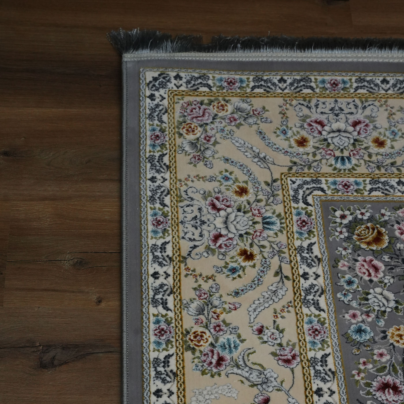 فرش ماشینی 1200 شانه تراکم 3600 طرح نیکا دودی