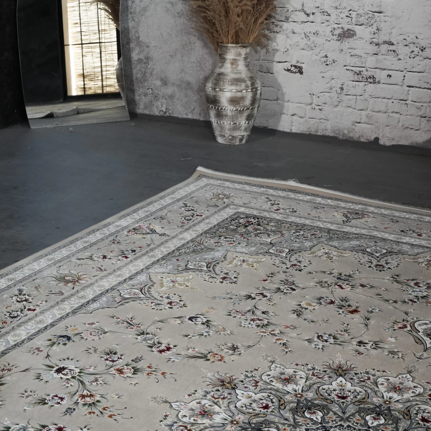 فرش ماشینی 1200 شانه تراکم 3600 گل برجسته طرح پرند بژ طلا کوب