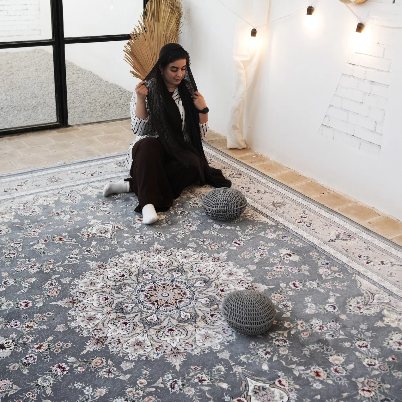 فرش ماشینی 1200 شانه تراکم 3600 گل برجسته طرح پرند دلفینی