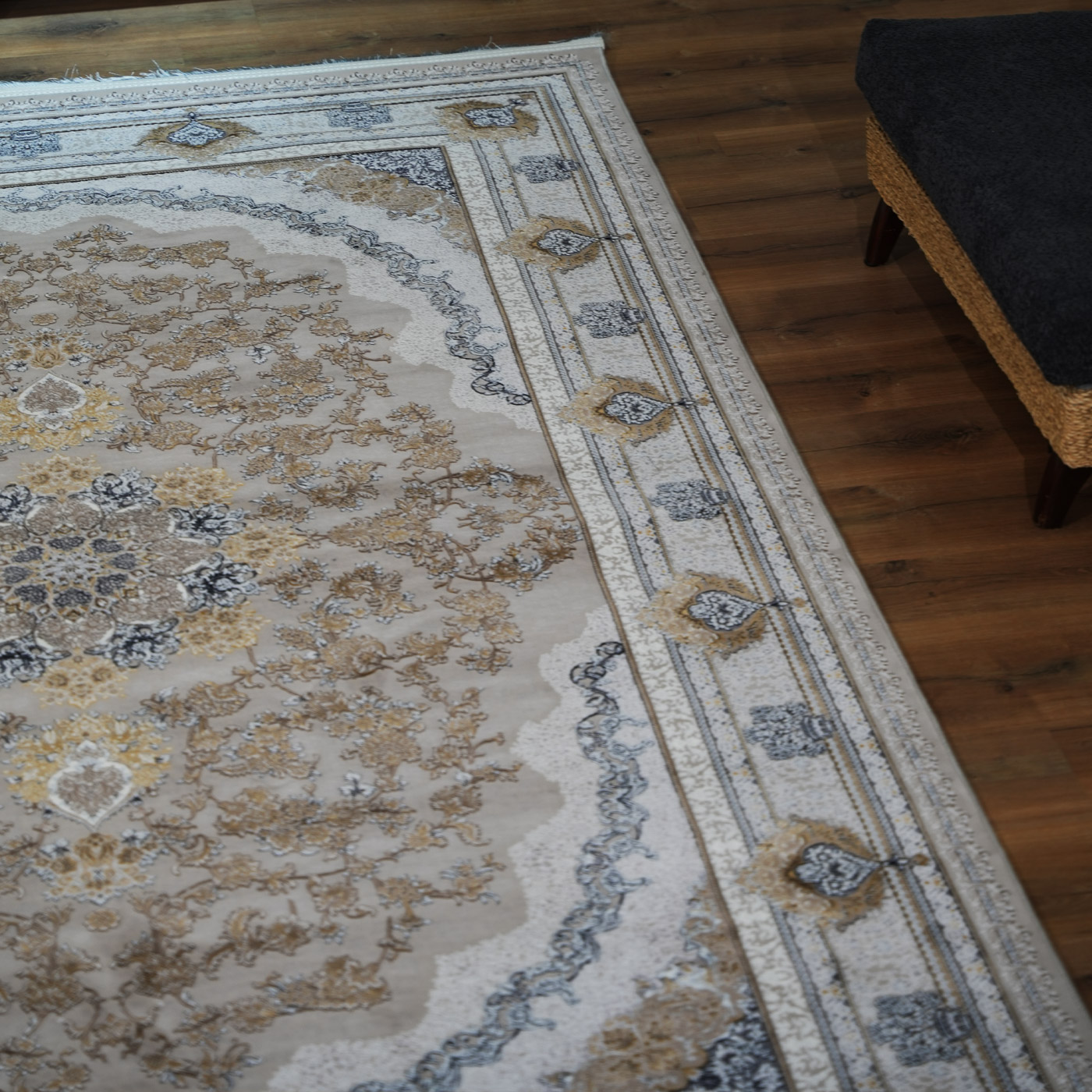 فرش ماشینی 1200 شانه تراکم 3600 طرح پونه صدفی