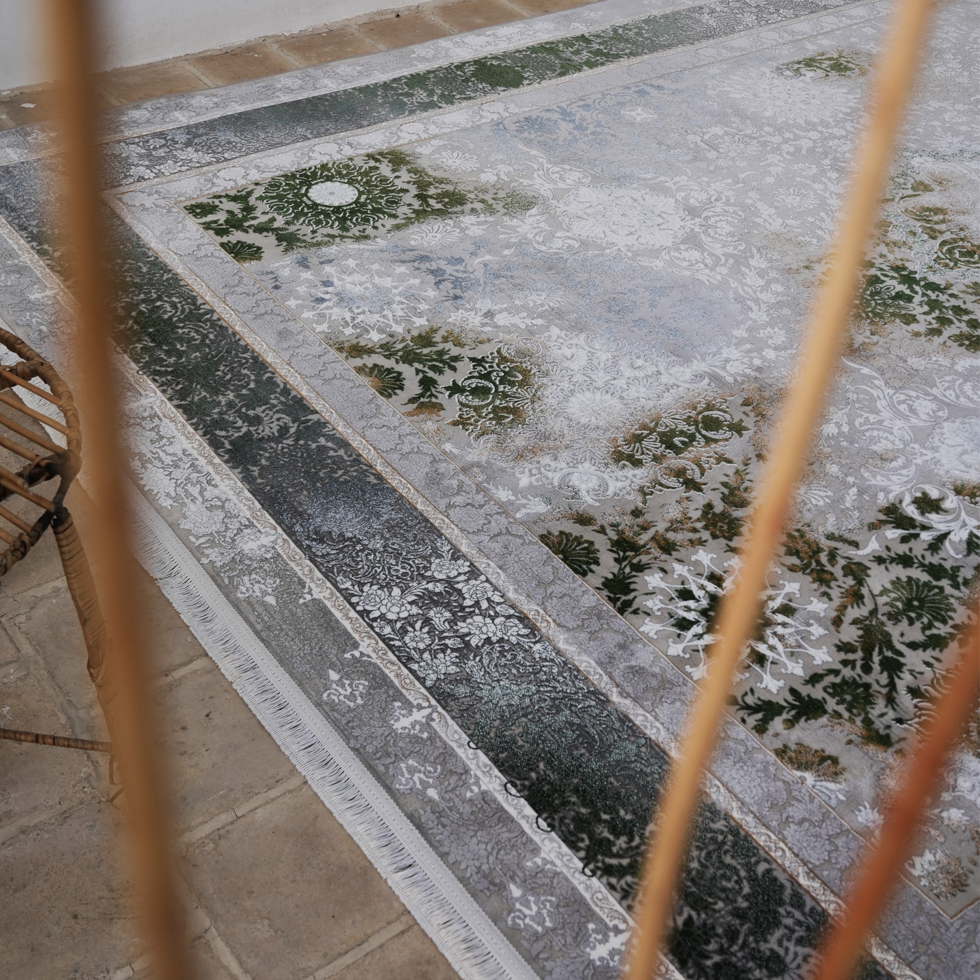 فرش ماشینی 1200 شانه تراکم 3600 گل برجسته طرح رولکس بژ