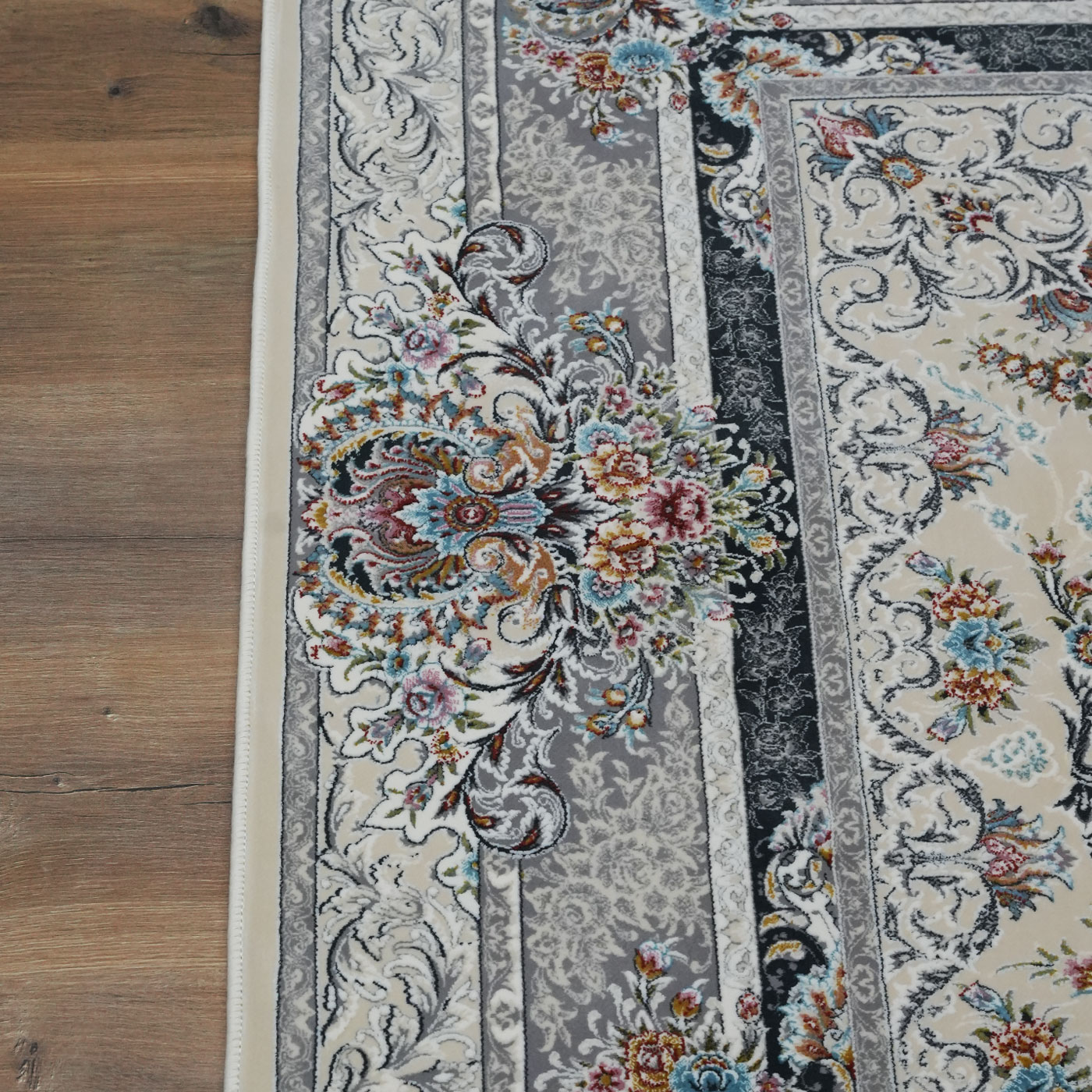 فرش ماشینی 1200 شانه تراکم 3600 طرح روشنک کرم