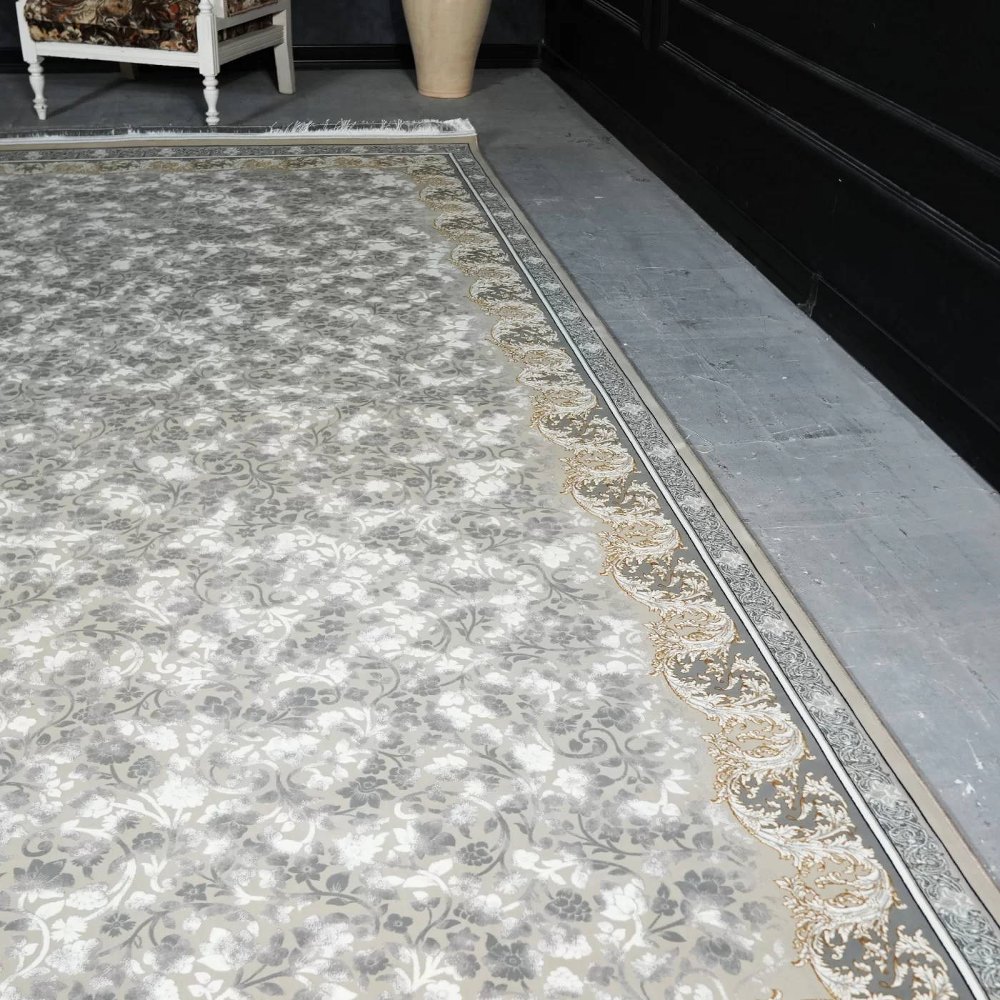 فرش ماشینی 1200 شانه تراکم 3600 گل برجسته طرح صدف بژ