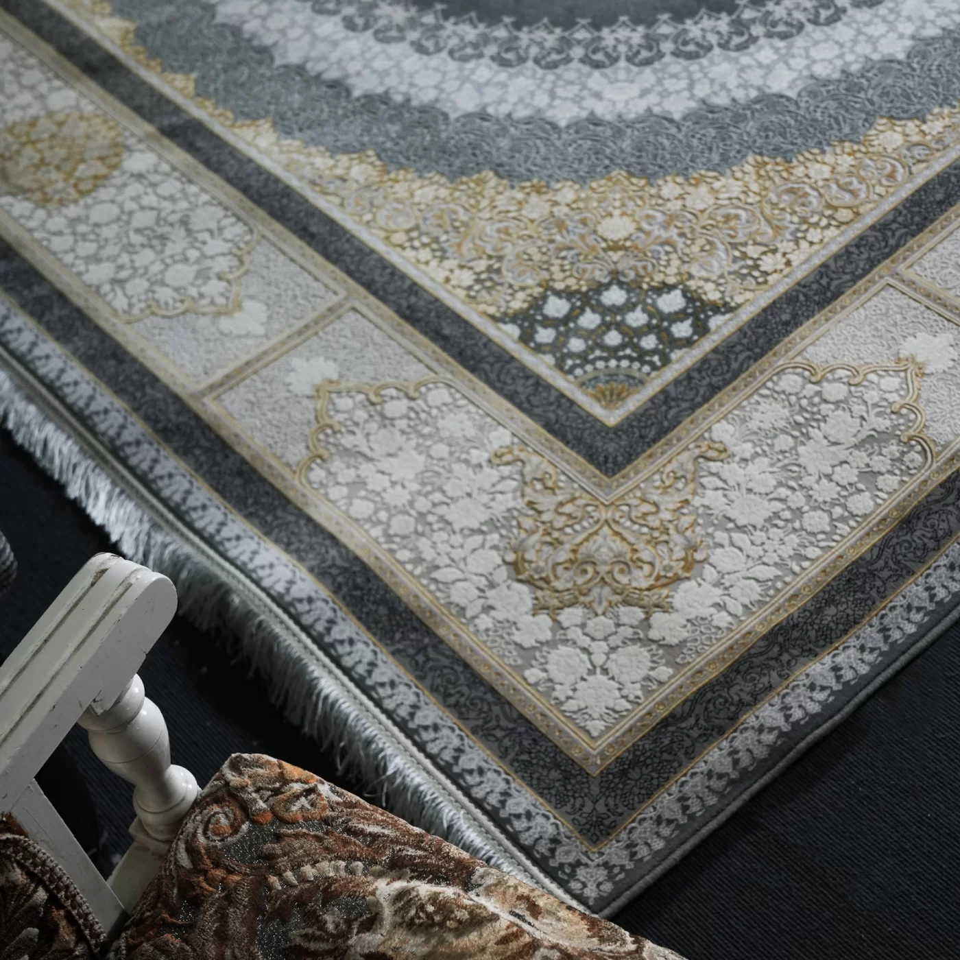 فرش ماشینی 1200 شانه تراکم 3600 گل برجسته طرح صدرا فیلی