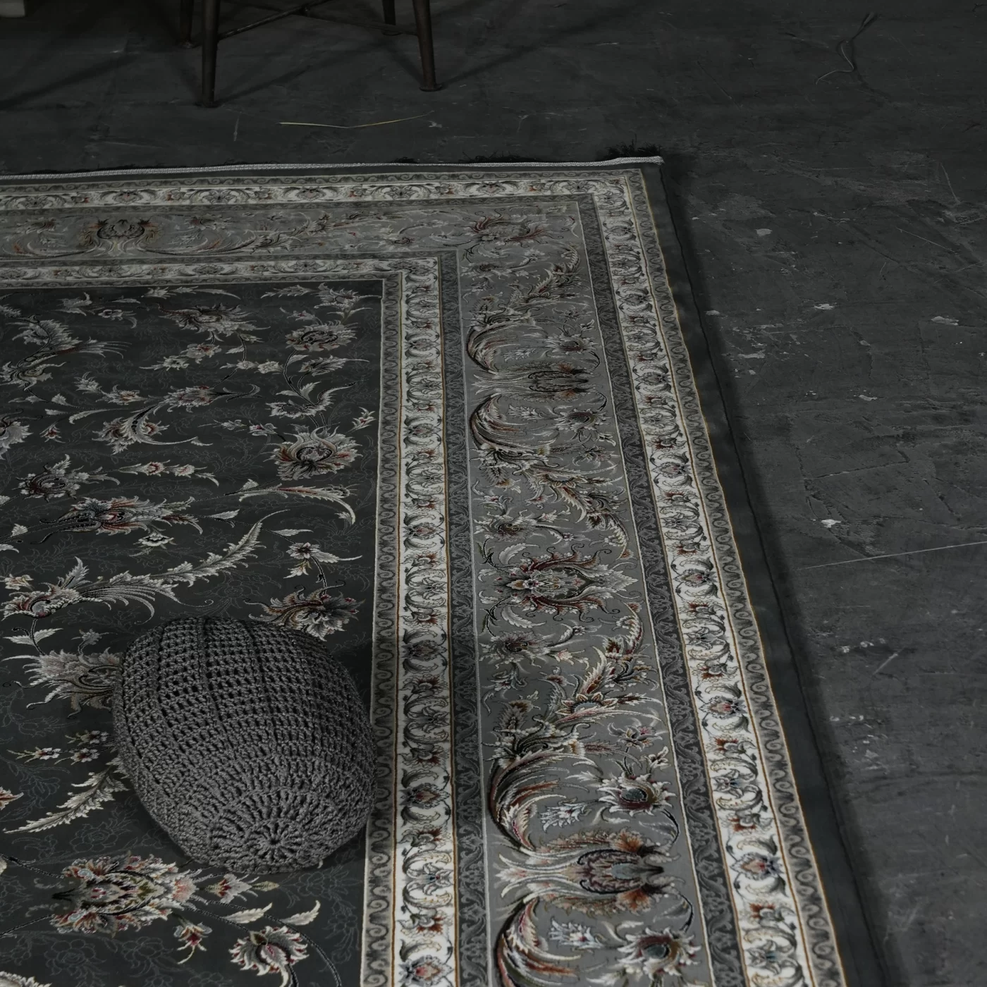 فرش ماشینی 1200 شانه تراکم 3600 گل برجسته طرح سماع دلفینی