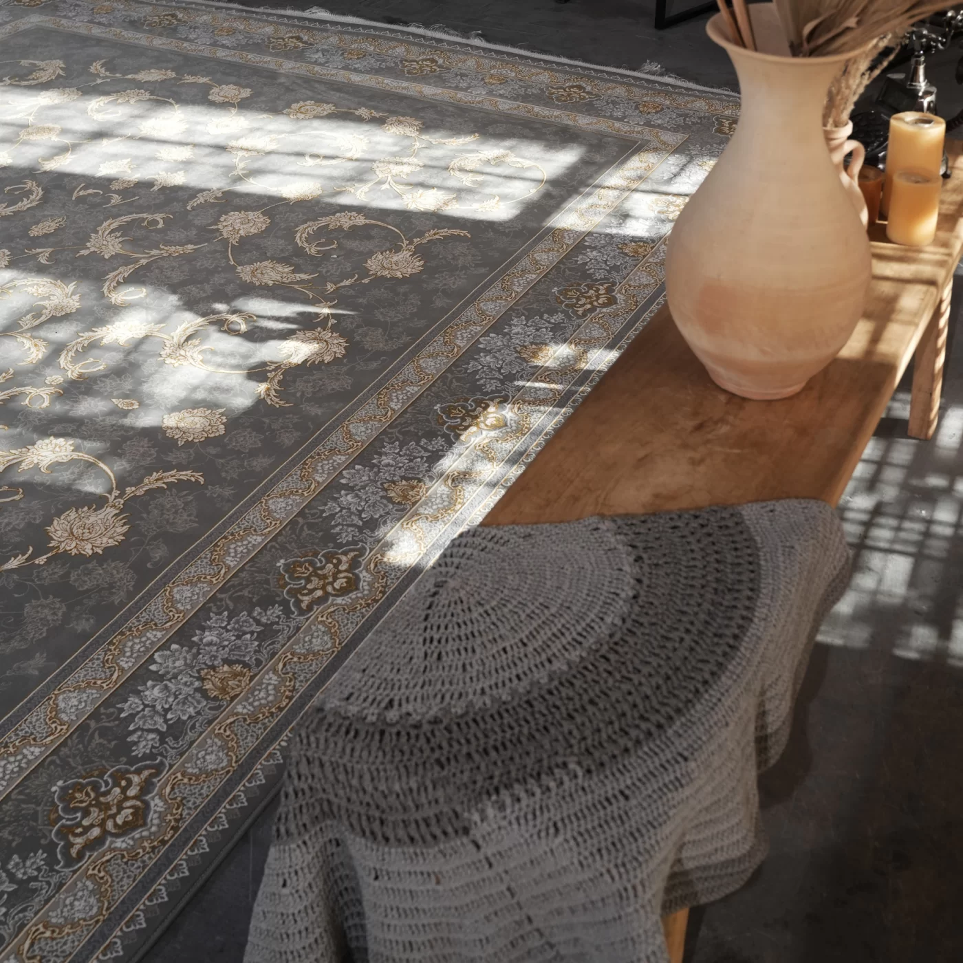 فرش ماشینی 1200 شانه تراکم 3600 گل برجسته طرح تارا دلفینی