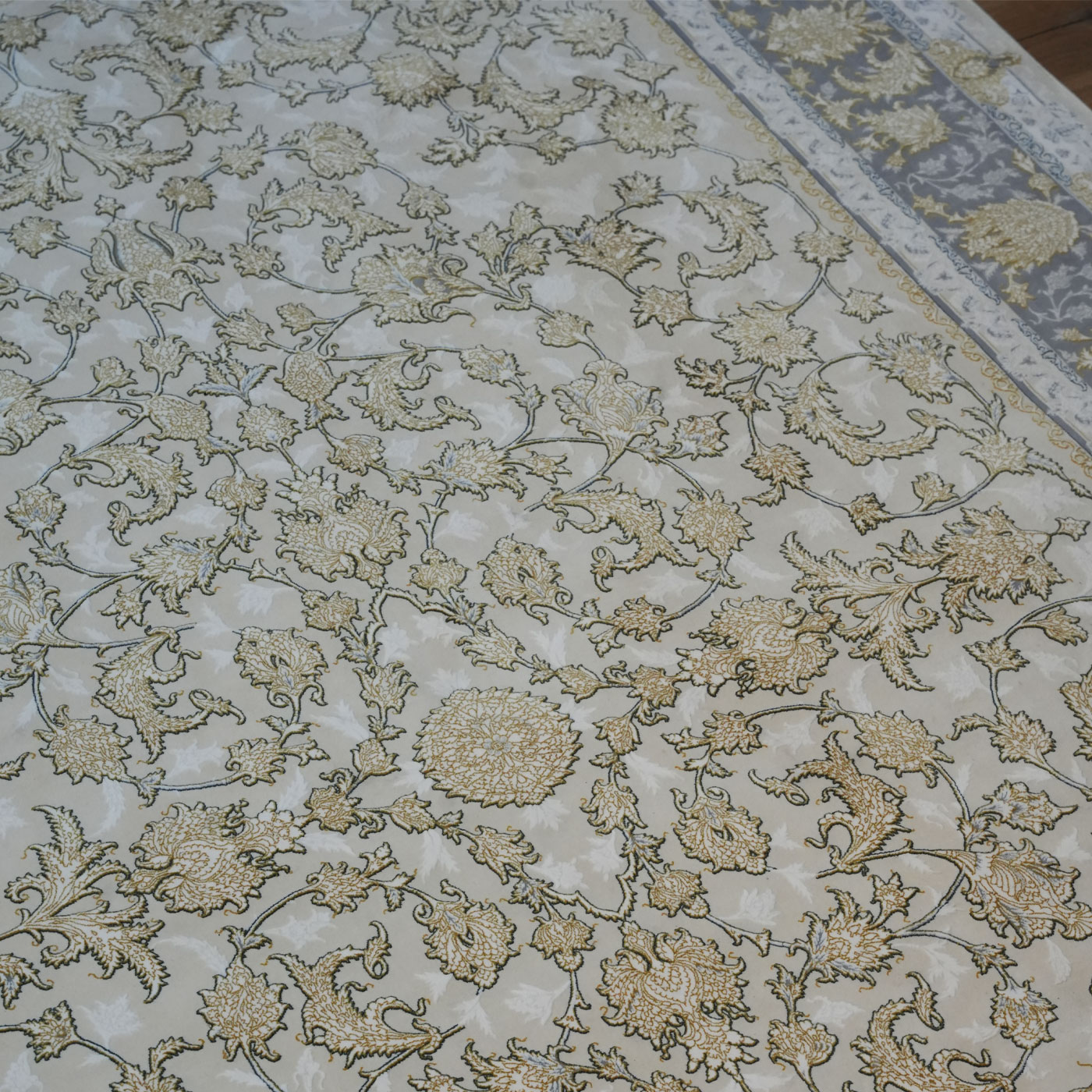 فرش ماشینی 1200 شانه تراکم 3600 طرح توتیا کرم