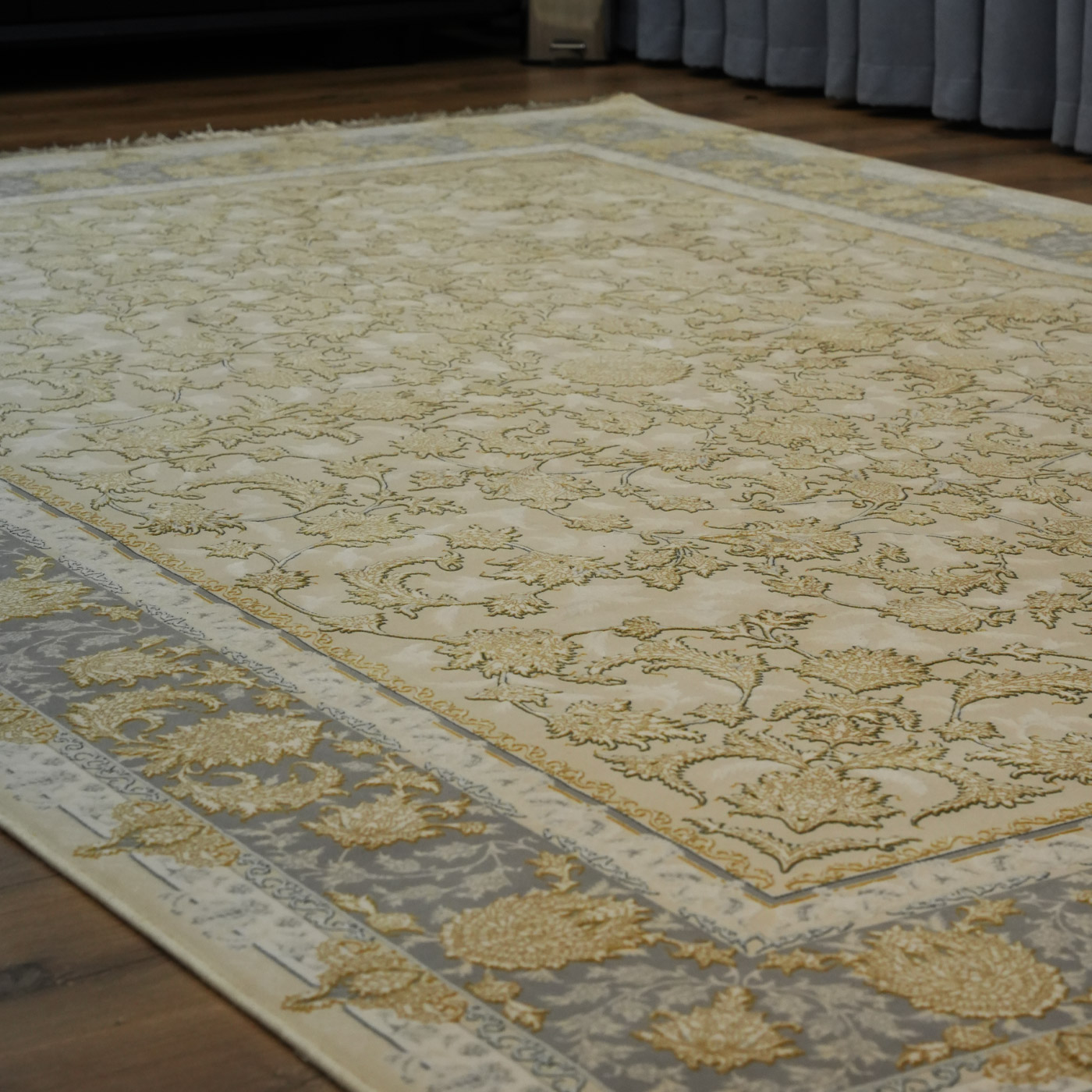 فرش ماشینی 1200 شانه تراکم 3600 طرح توتیا کرم