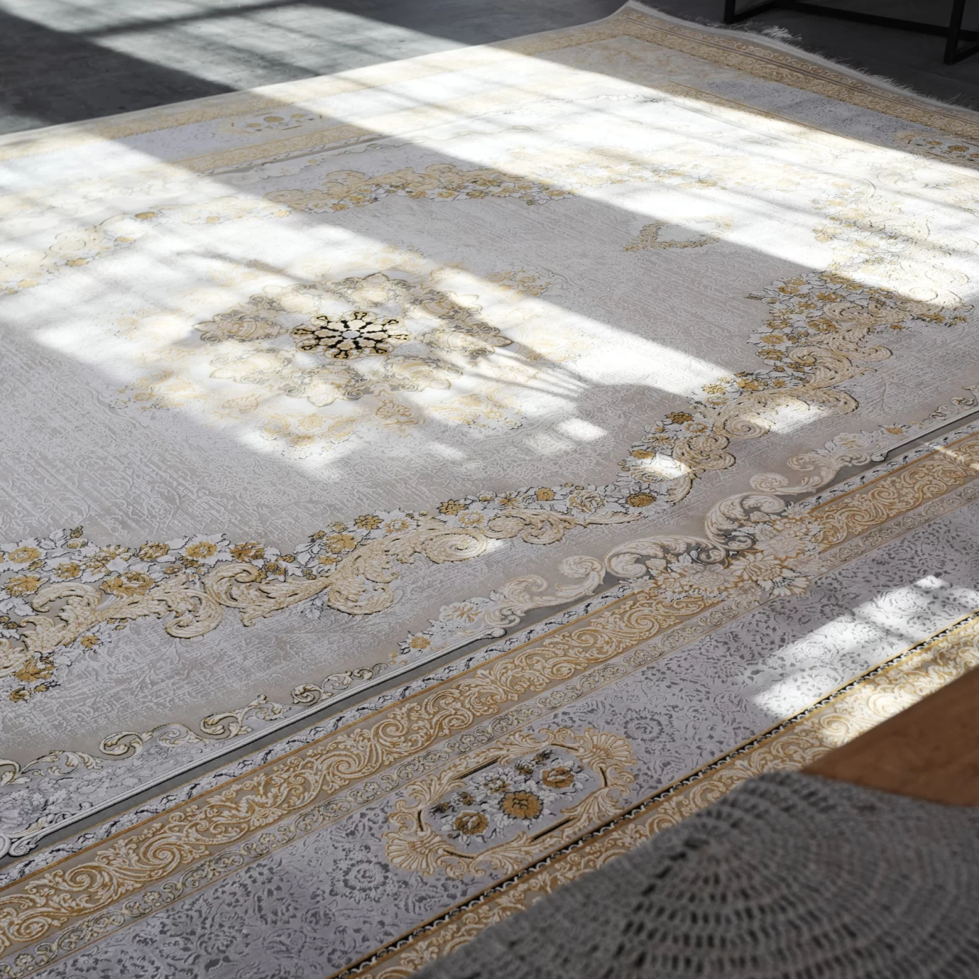 فرش ماشینی 1200 شانه تراکم 3600 گل برجسته طرح ویکتوریا بژ