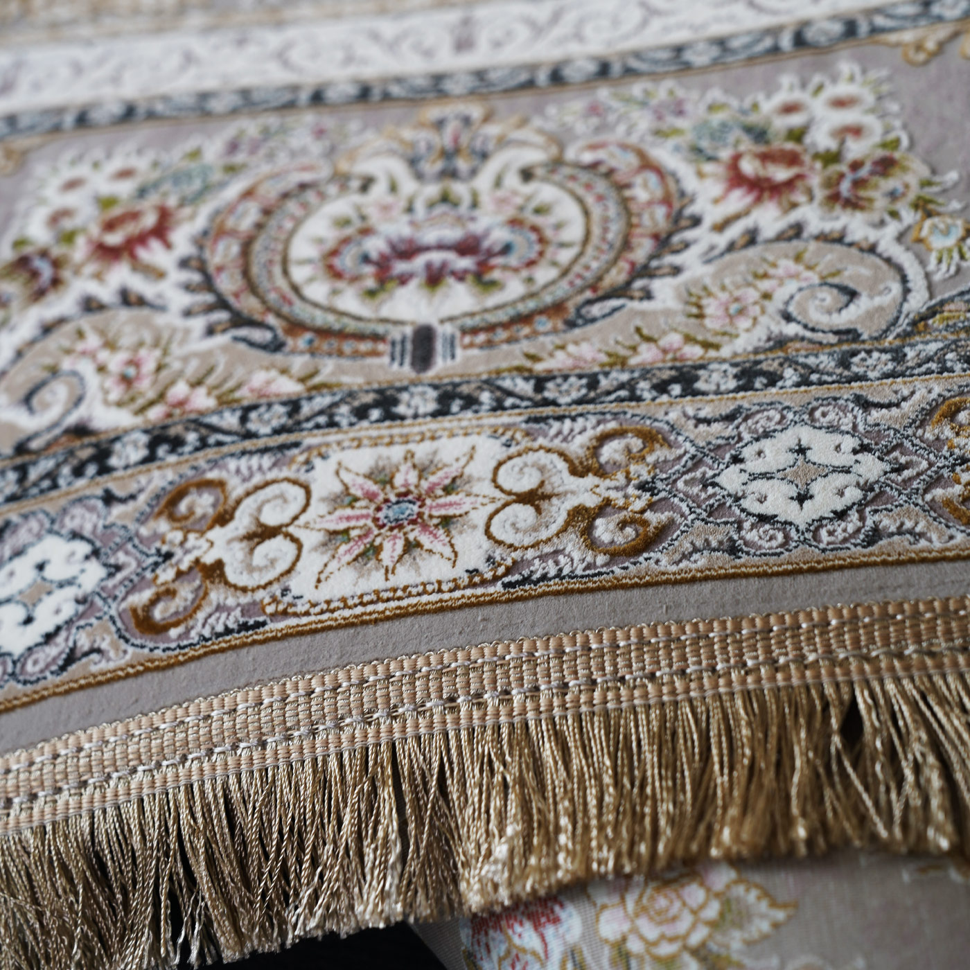 فرش ماشینی 1500 شانه تراکم 4500 برجسته طرح دیار یاسی