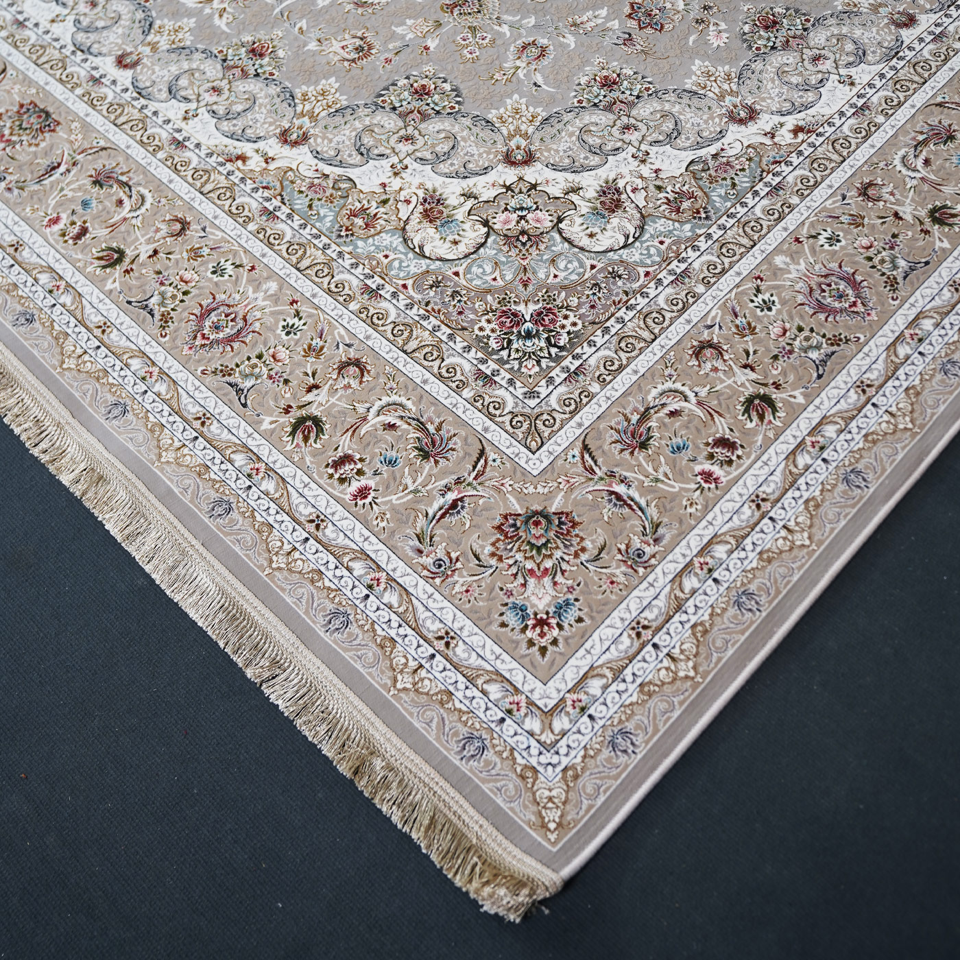 فرش ماشینی 1500 شانه تراکم 4500 برجسته طرح فروغ صدفی