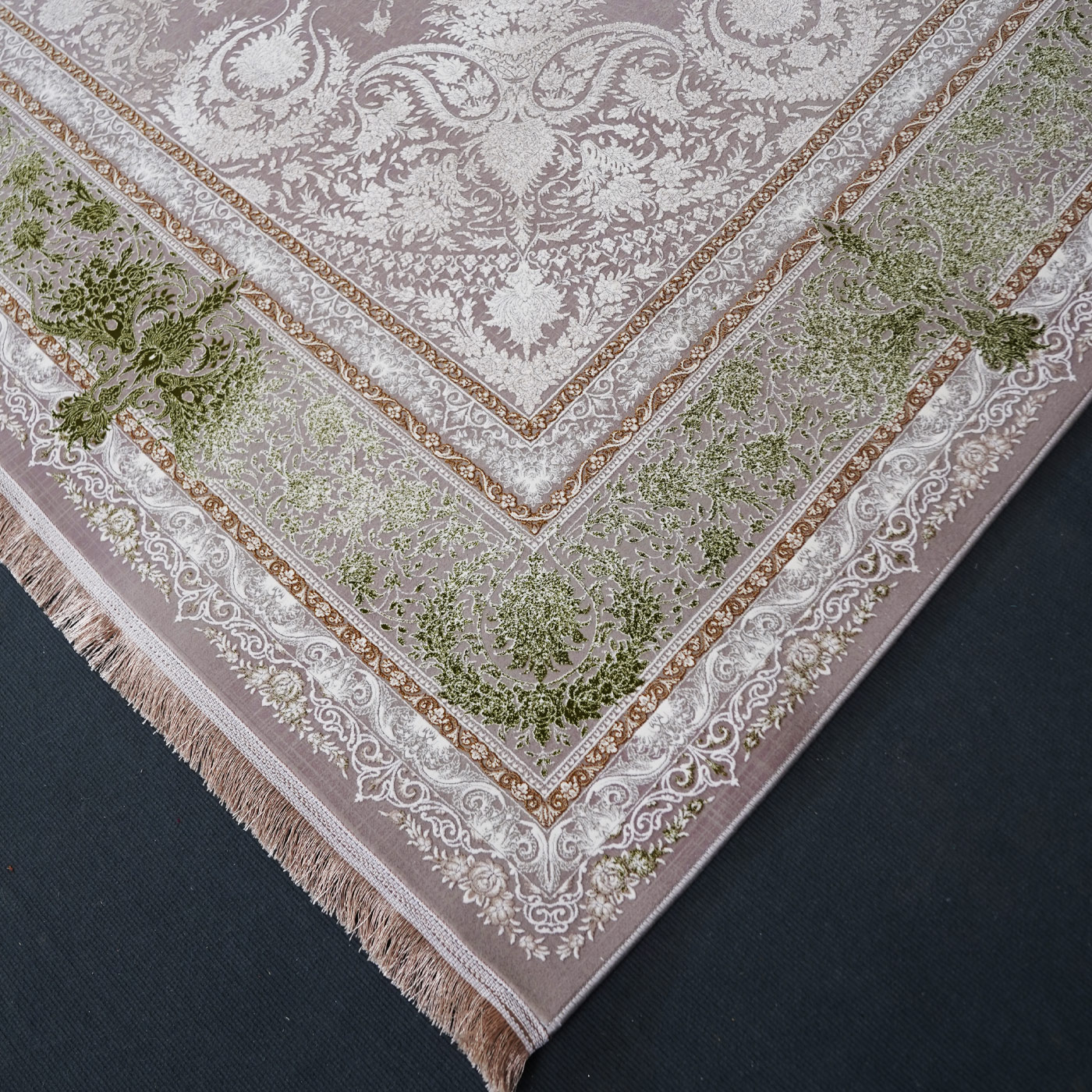 فرش ماشینی 1500 شانه تراکم 4500 برجسته طرح هدا یاسی بژ