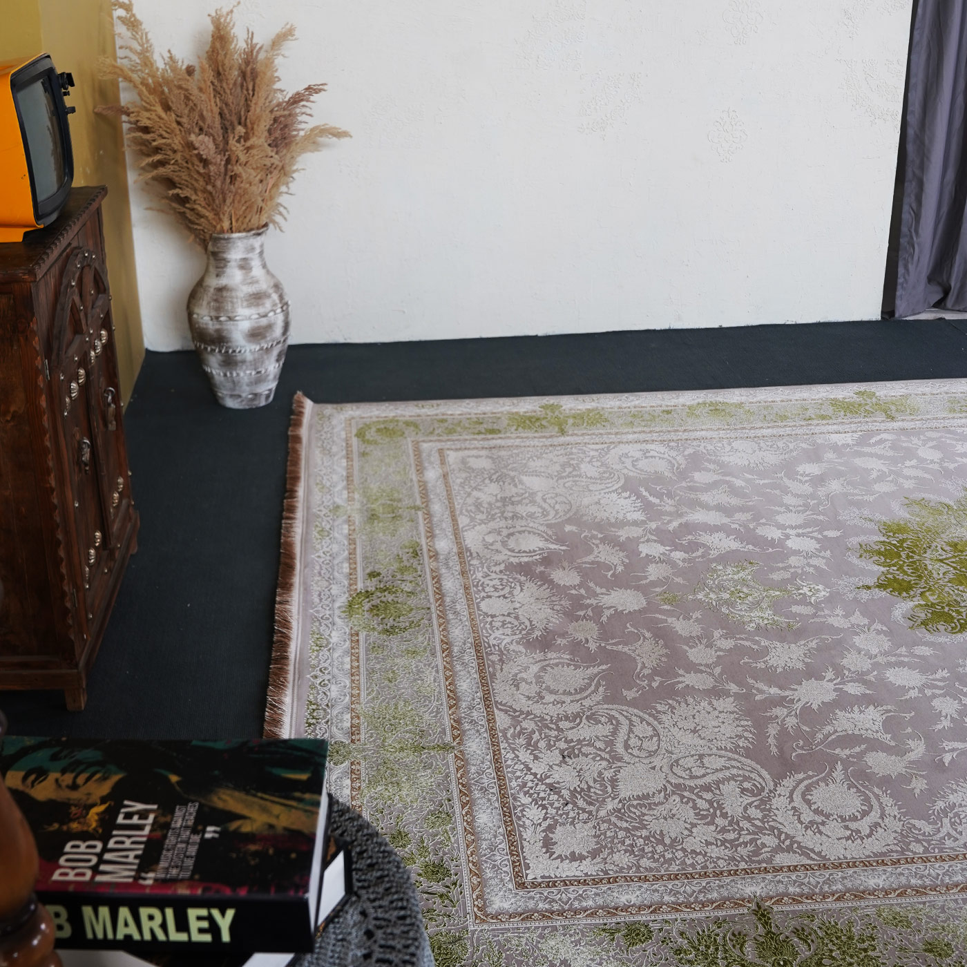 فرش ماشینی 1500 شانه تراکم 4500 برجسته طرح هدا یاسی بژ